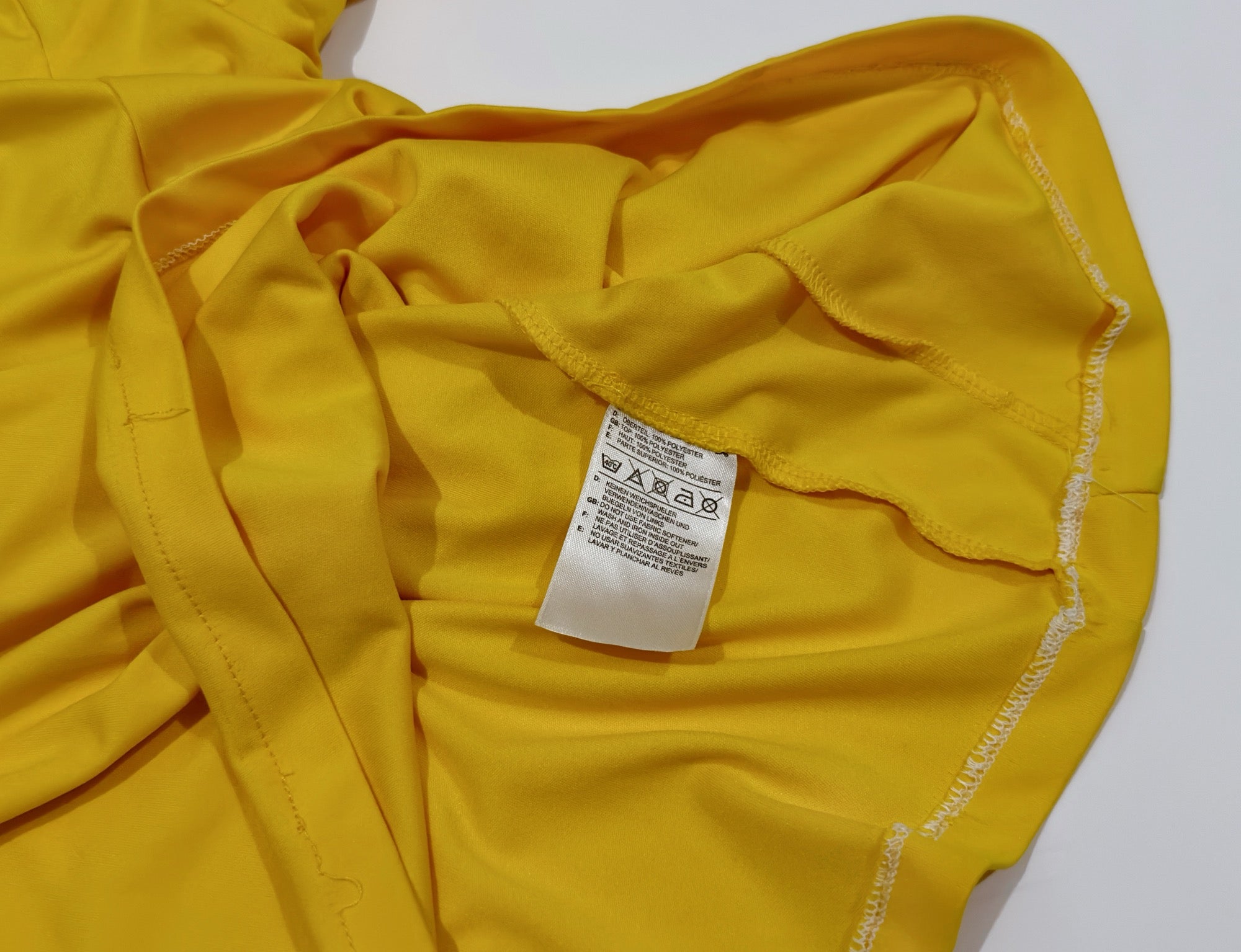 2008/10 TSW Pegasus #15 KM YUEN Home Jersey (M)