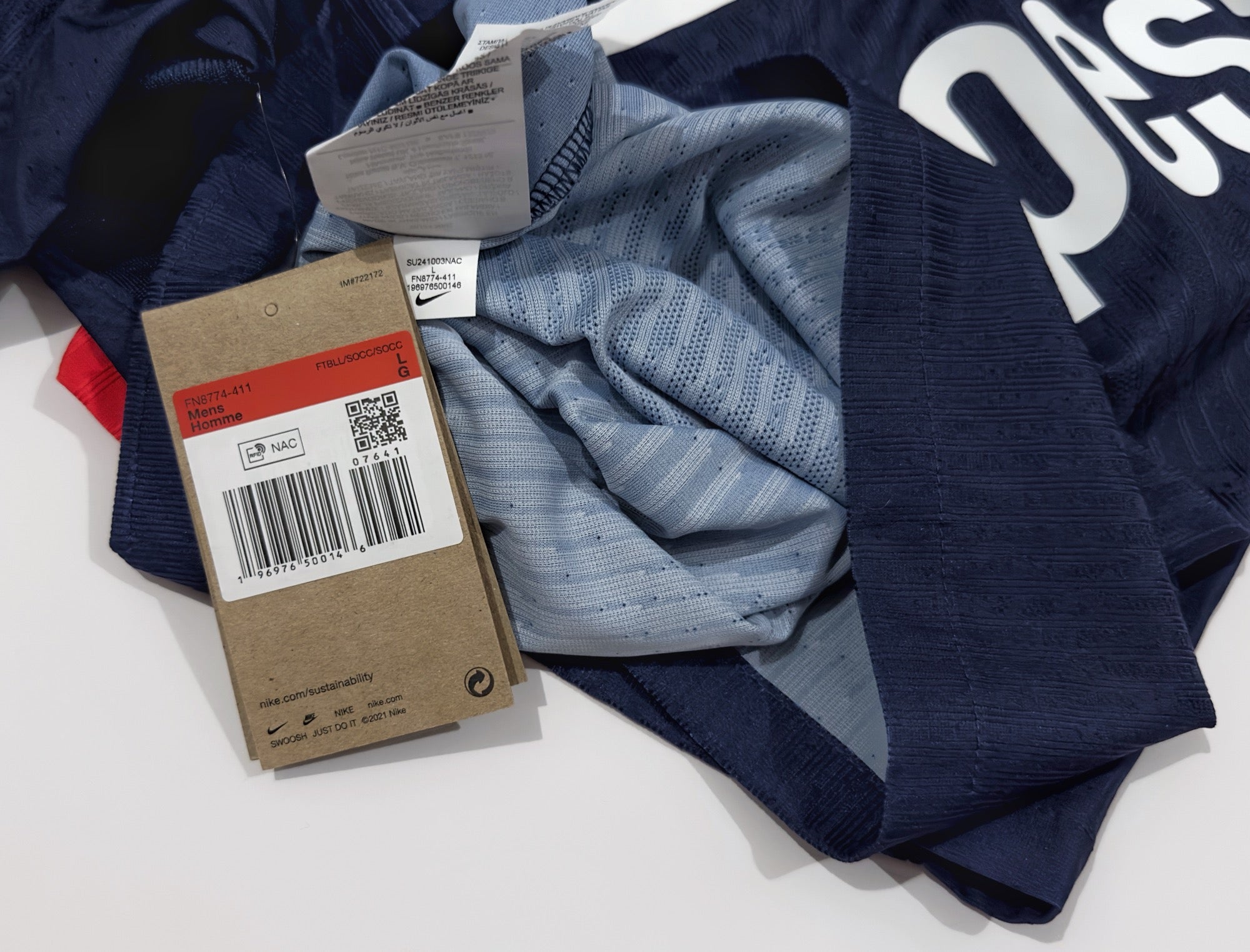 2024/25 PSG #29 BARCOLA Home Jersey (L)