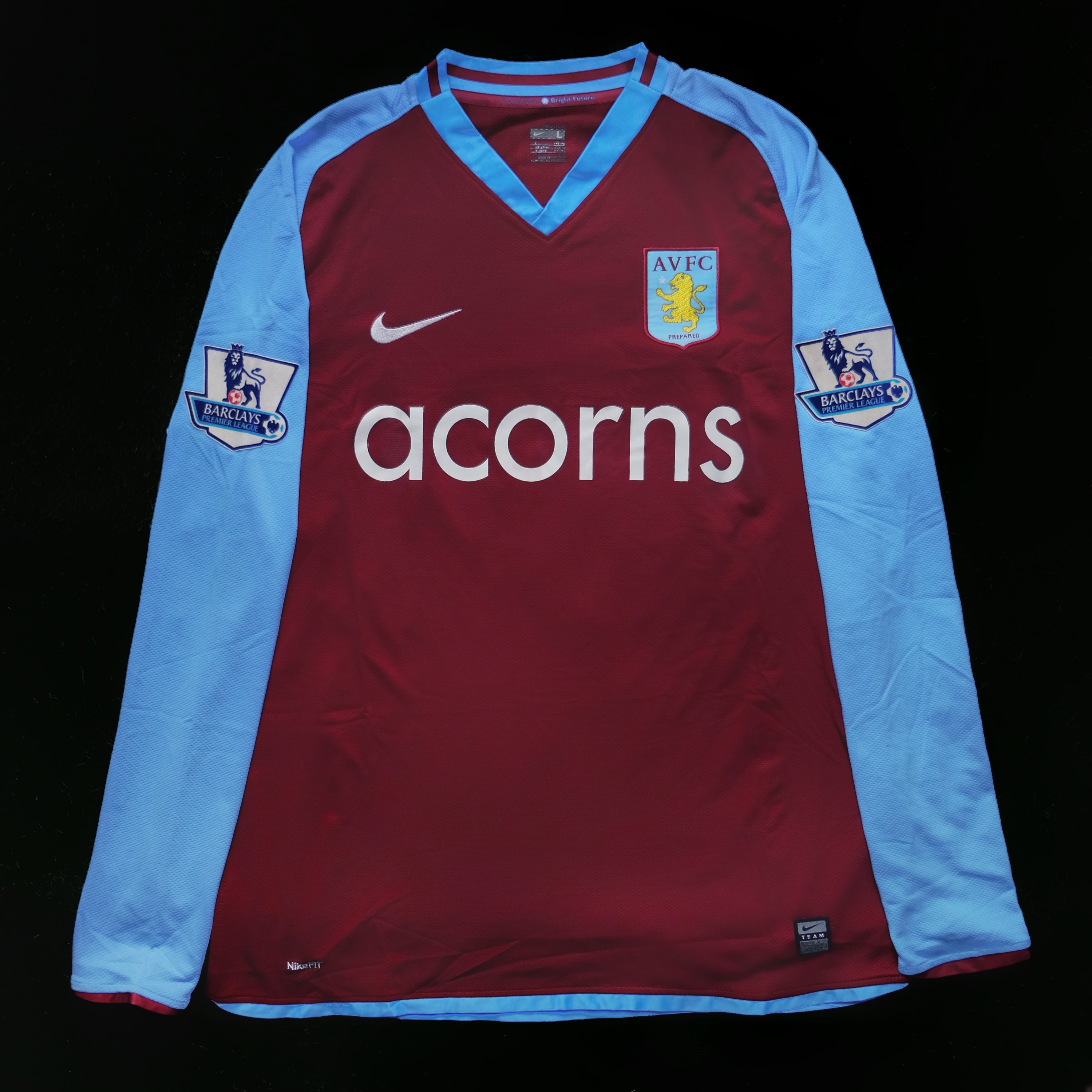 2008/09 Aston Villa #7 YOUNG Home Jersey (L) L/S