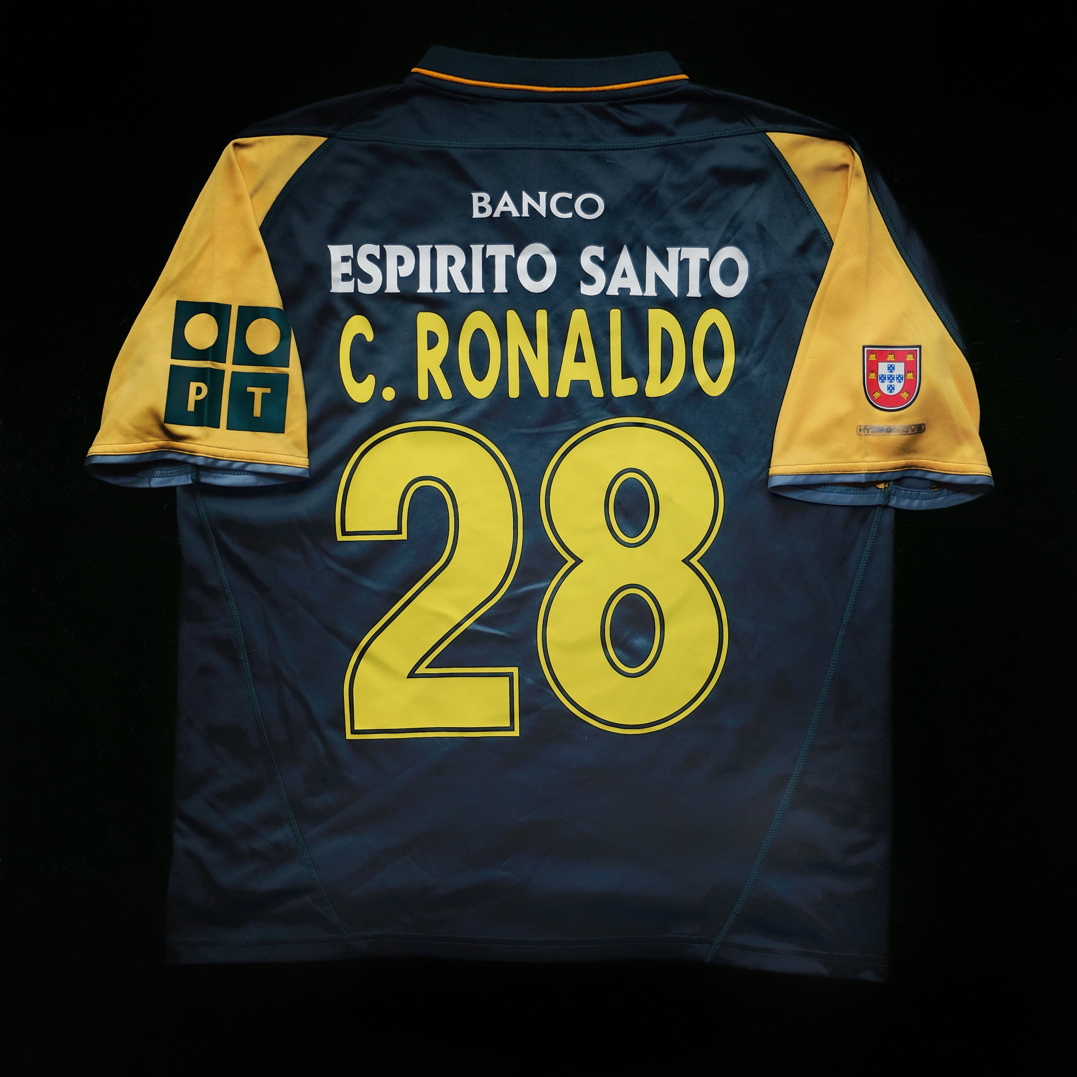2002/03 Sporting CP #28 C.RONALDO Away Jersey (L) – Double Kick