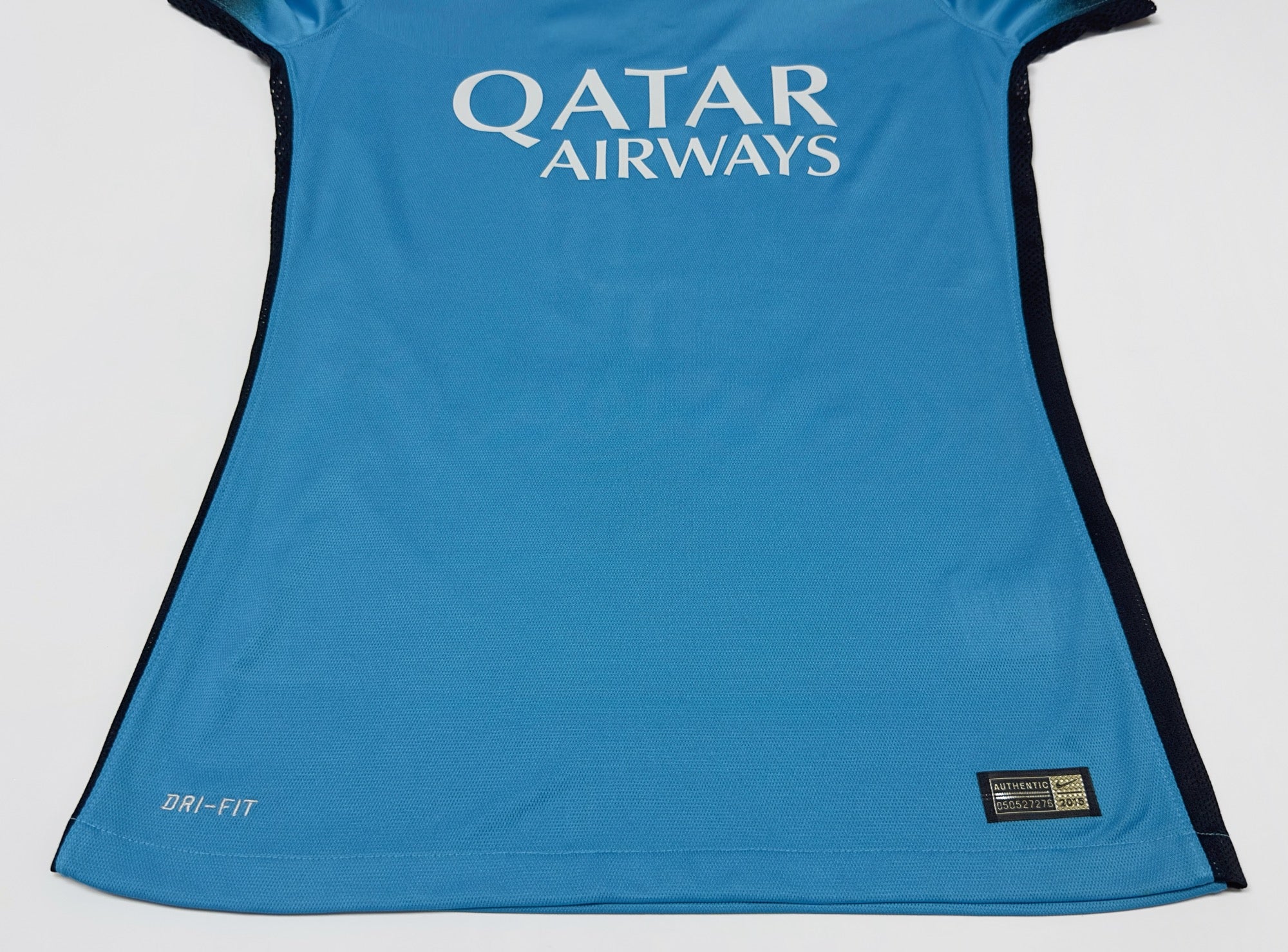 2015/16 Barcelona #11 NEYMAR JR Third Jersey (S)
