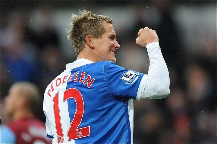 2010/11 Blackburn Rovers #12 PEDERSEN Home Jersey (L)