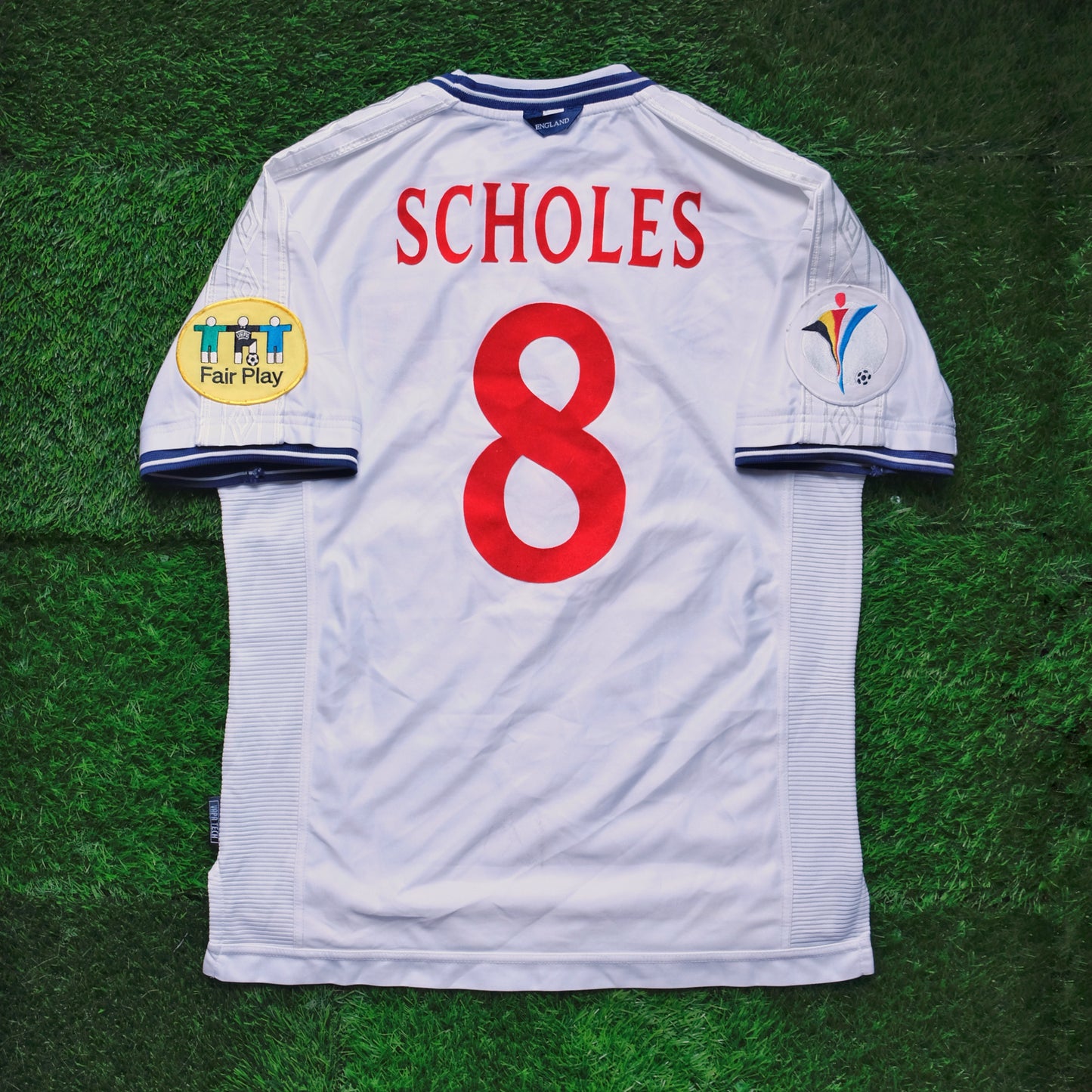 2000/01 England #8 SCHOLES Home Jersey (M)