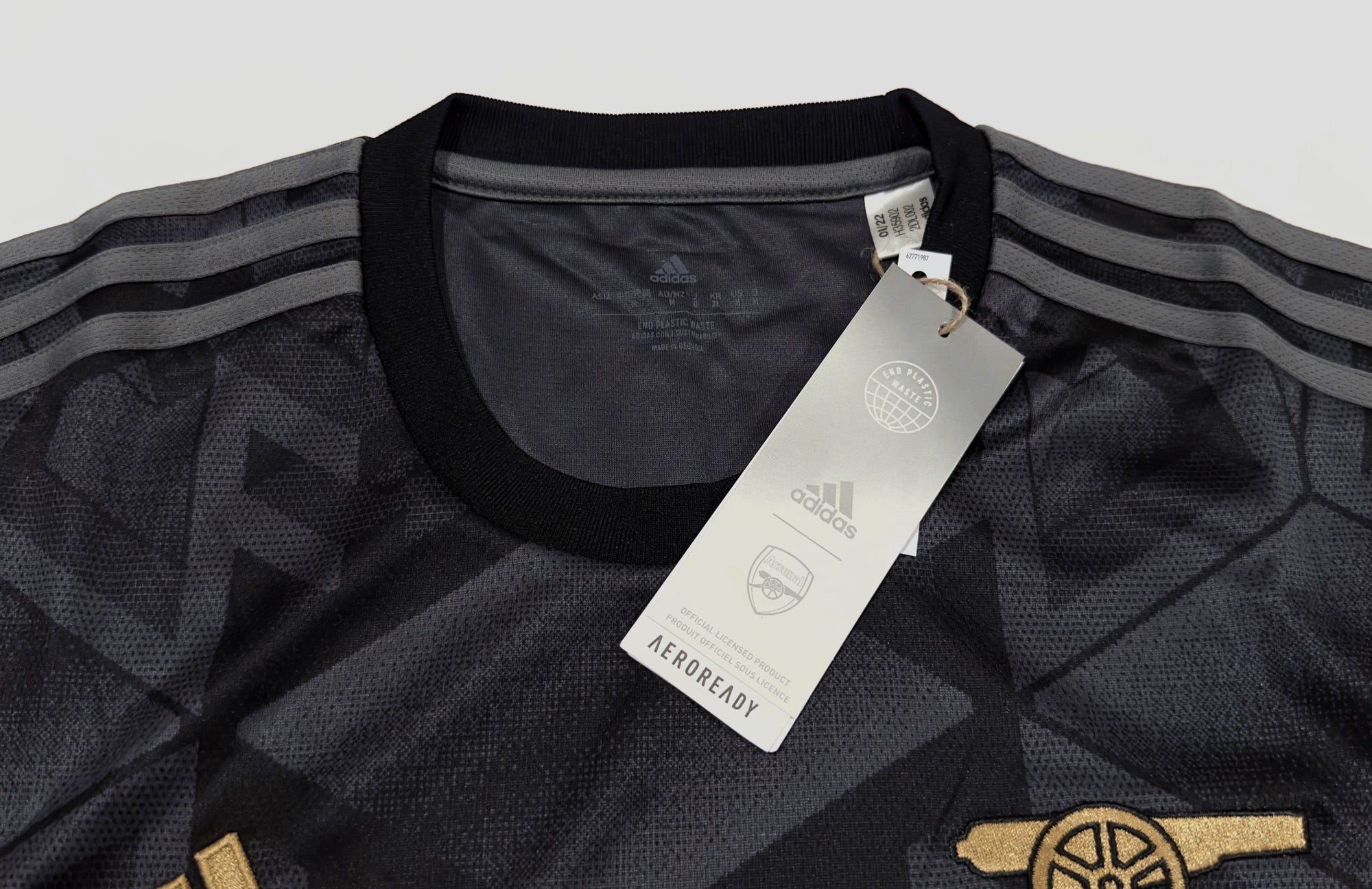 2022/23 Arsenal Away Jersey (M)