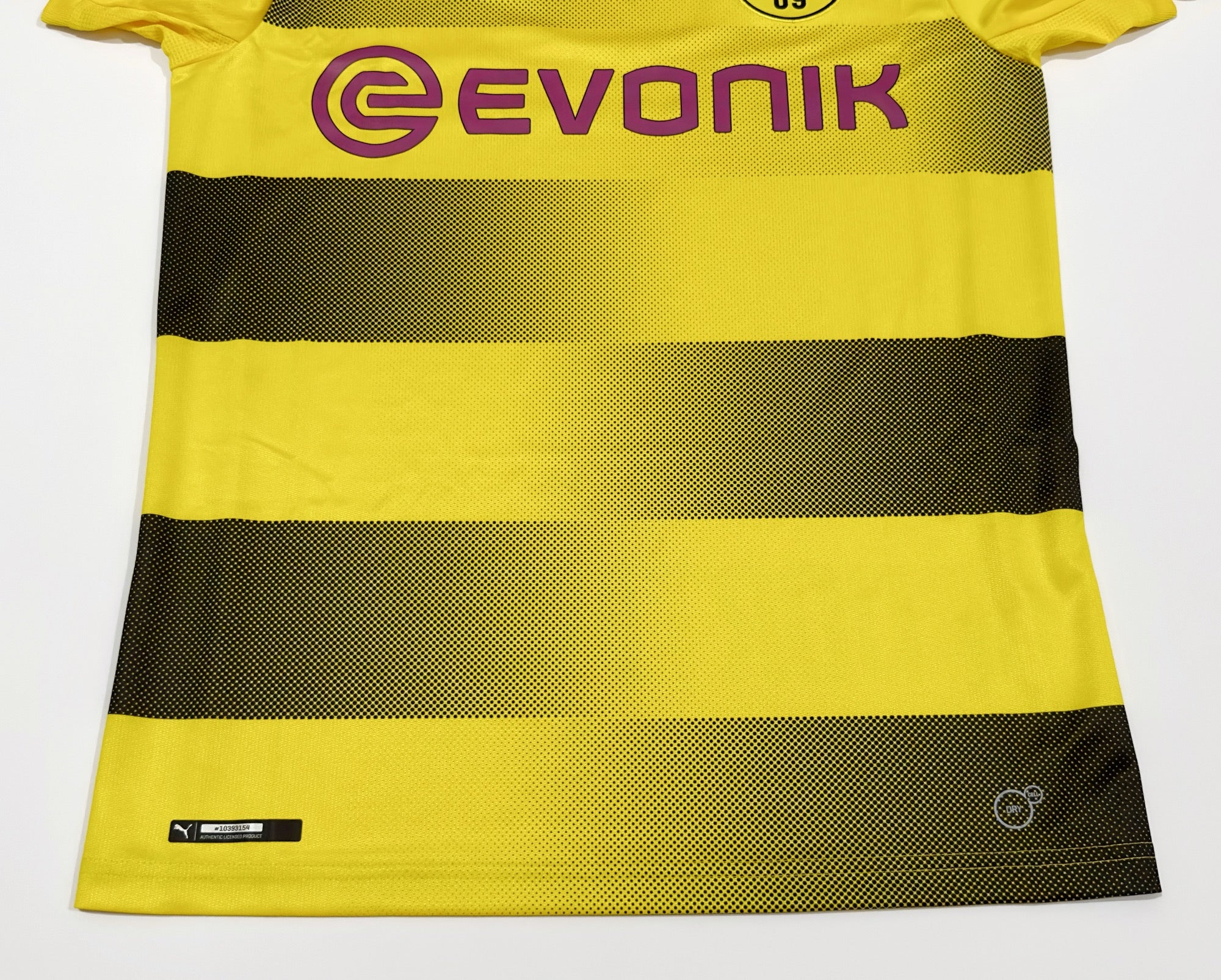 2017/18 Borussia Dortmund Home Jersey (S)