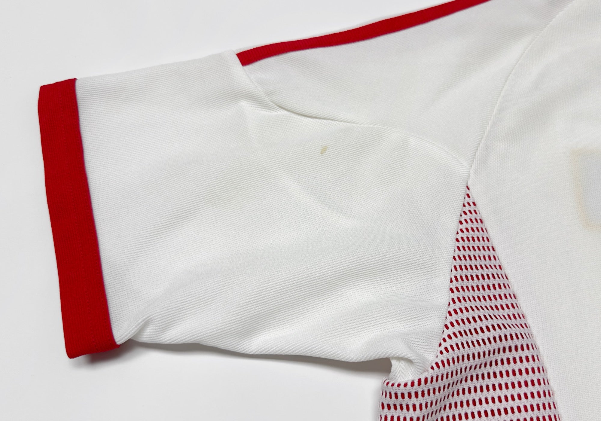 2002/04 China Away Jersey (S)