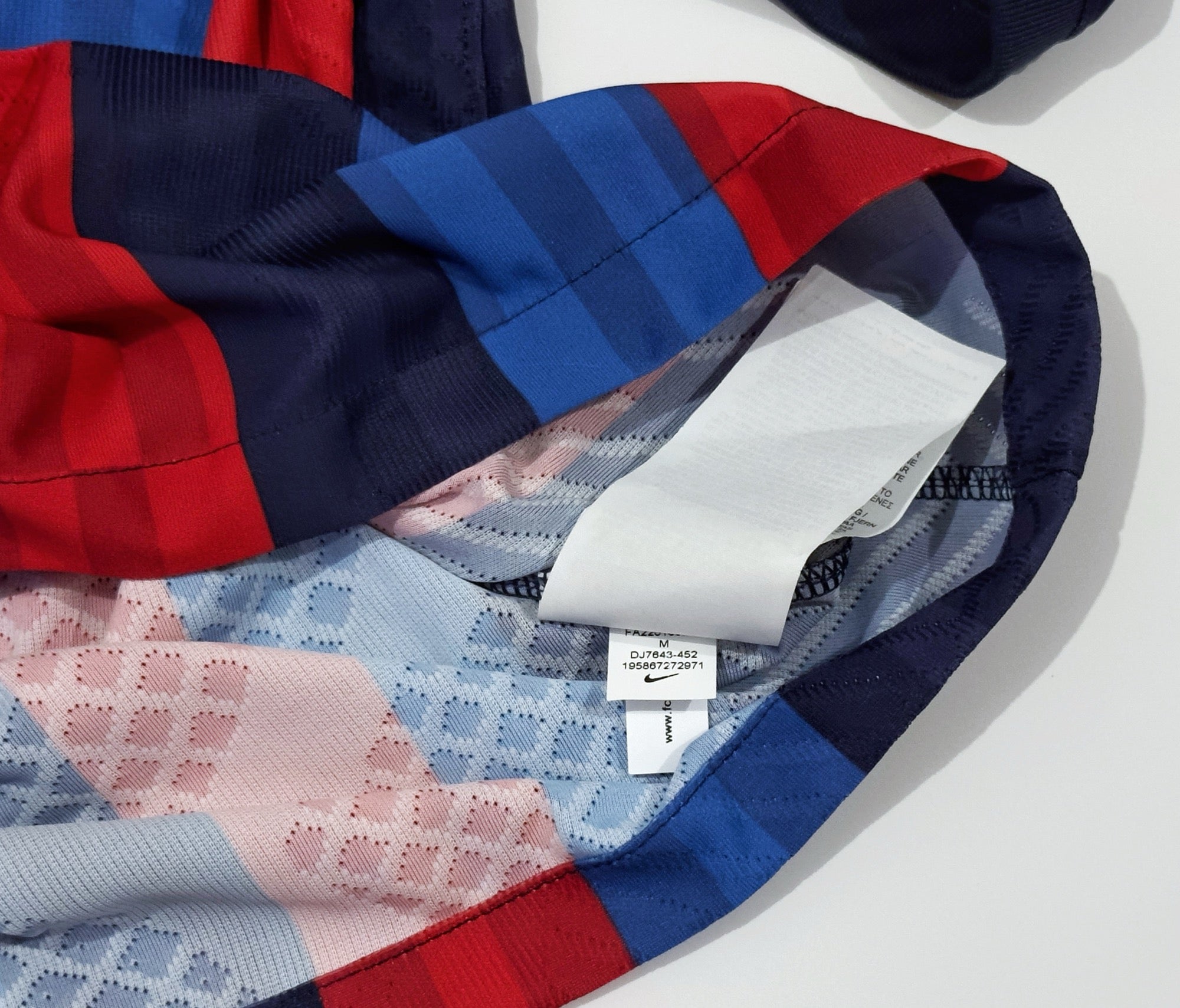 2022/23 Barcelona #30 GAVI Home Jersey (M)