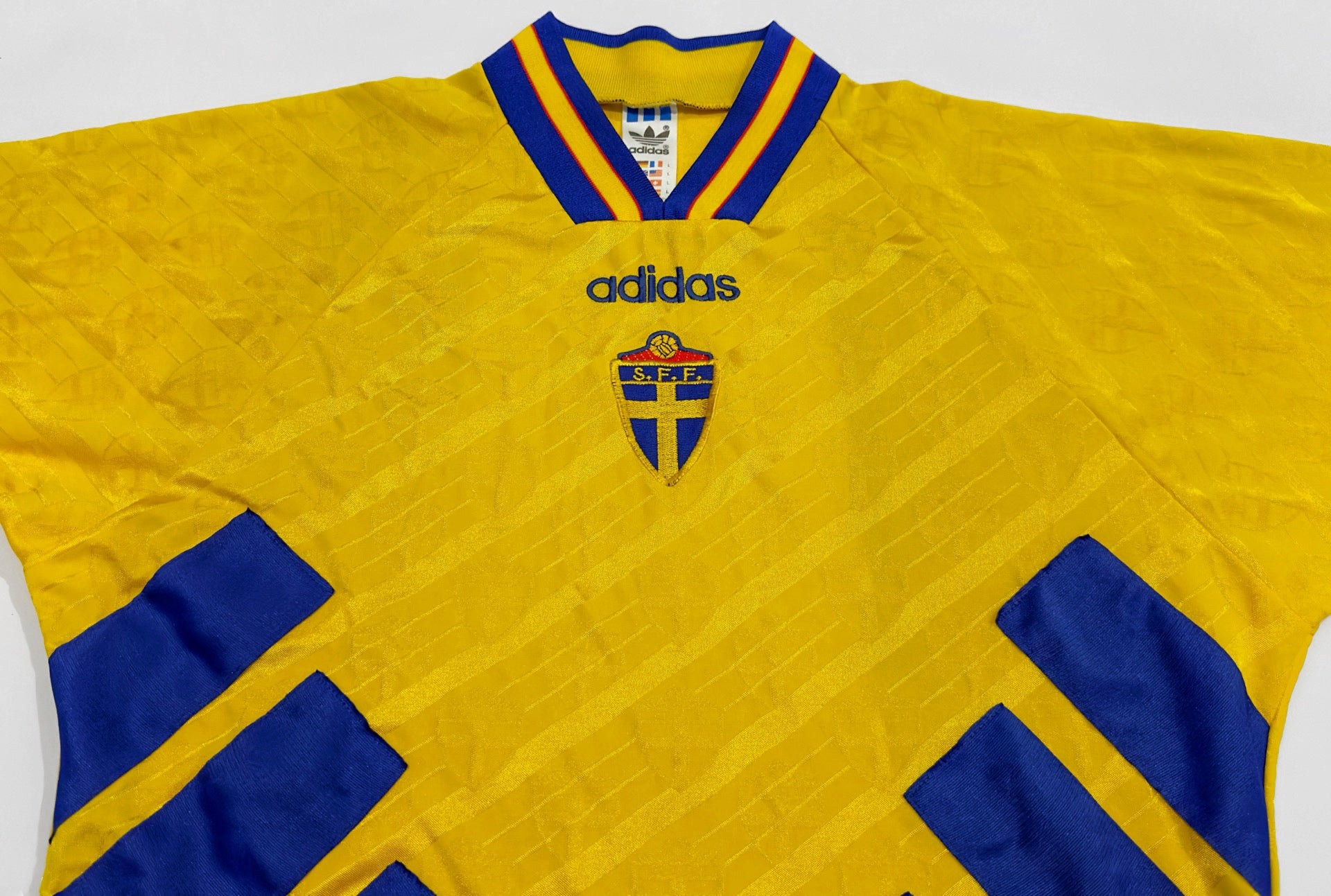 1994/96 Sweden Home Jersey (L)