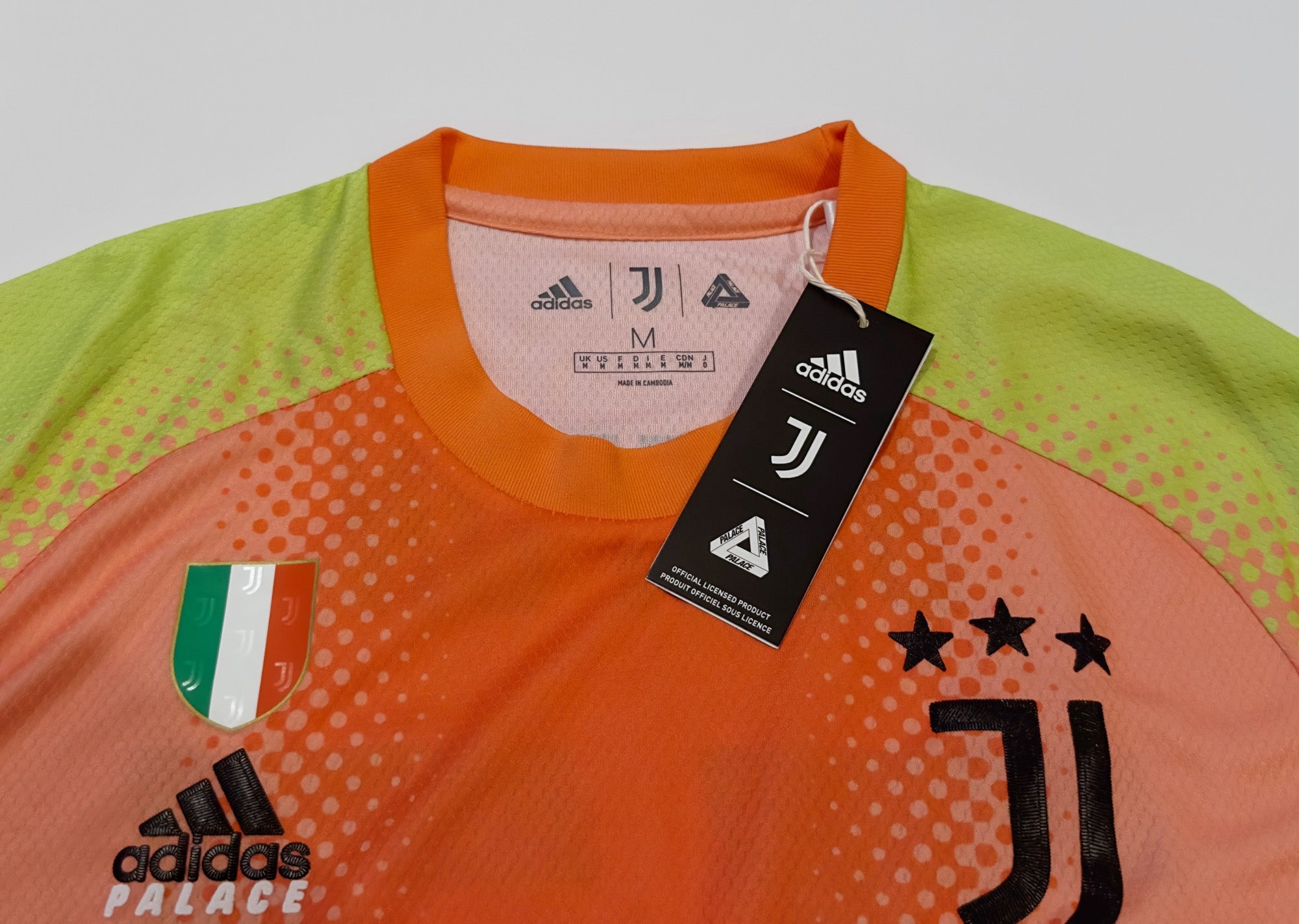 2019/20 Juventus X Palace #77 BUFFON GK Jersey Boxset (M)