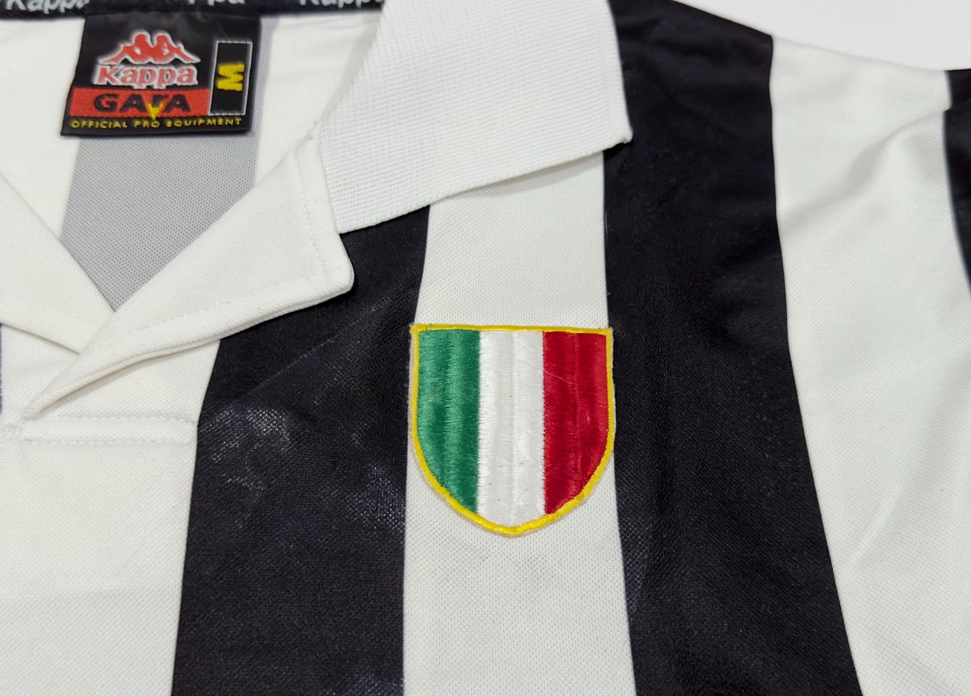 1998/99 Juventus Home Jersey (M)
