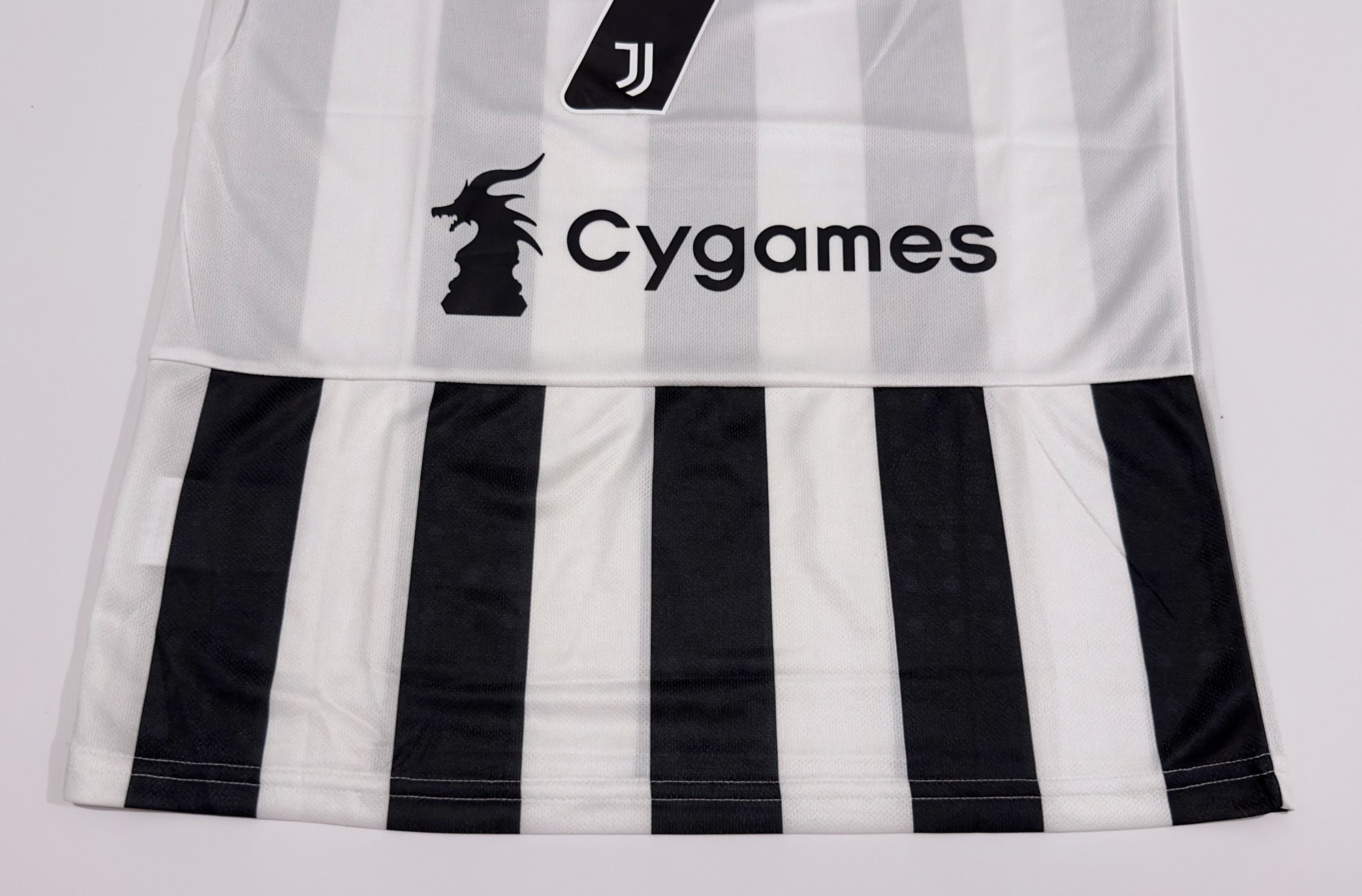 2021/22 Juventus #7 RONALDO Home Jersey (M)