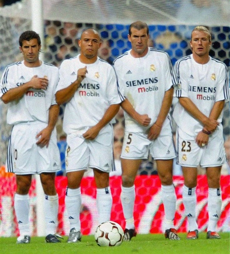 2003/04 Real Madrid Home Jersey (S)