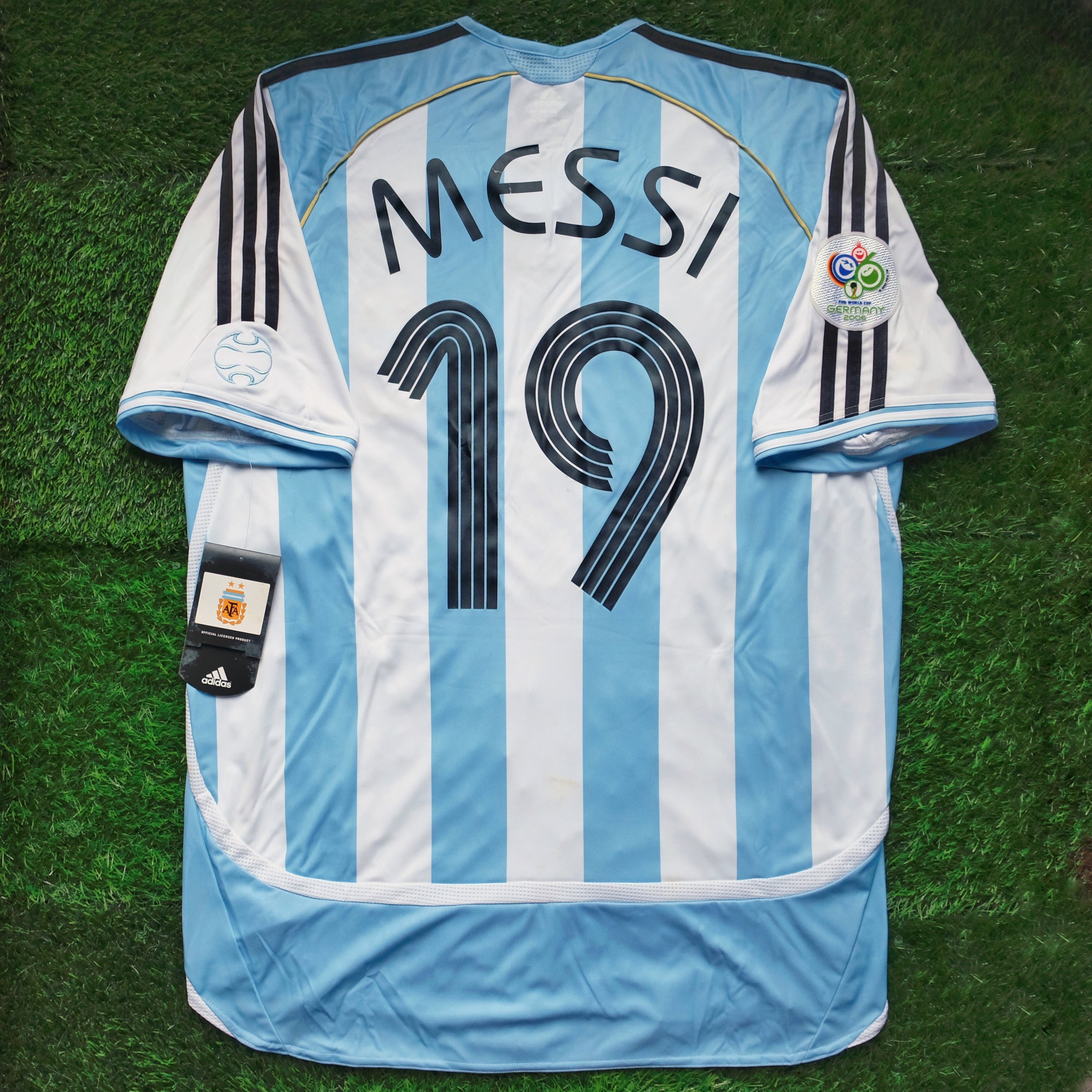 2006 Argentina #19 MESSI Home Jersey Boxset (XL)