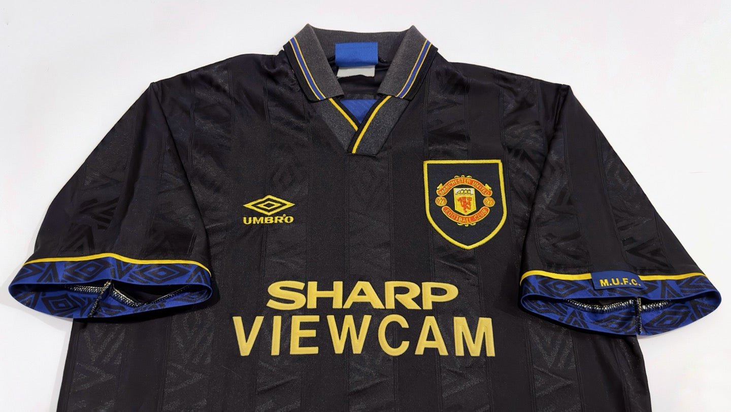 1993/95 Man Utd #7 CANTONA Away Jersey (L)