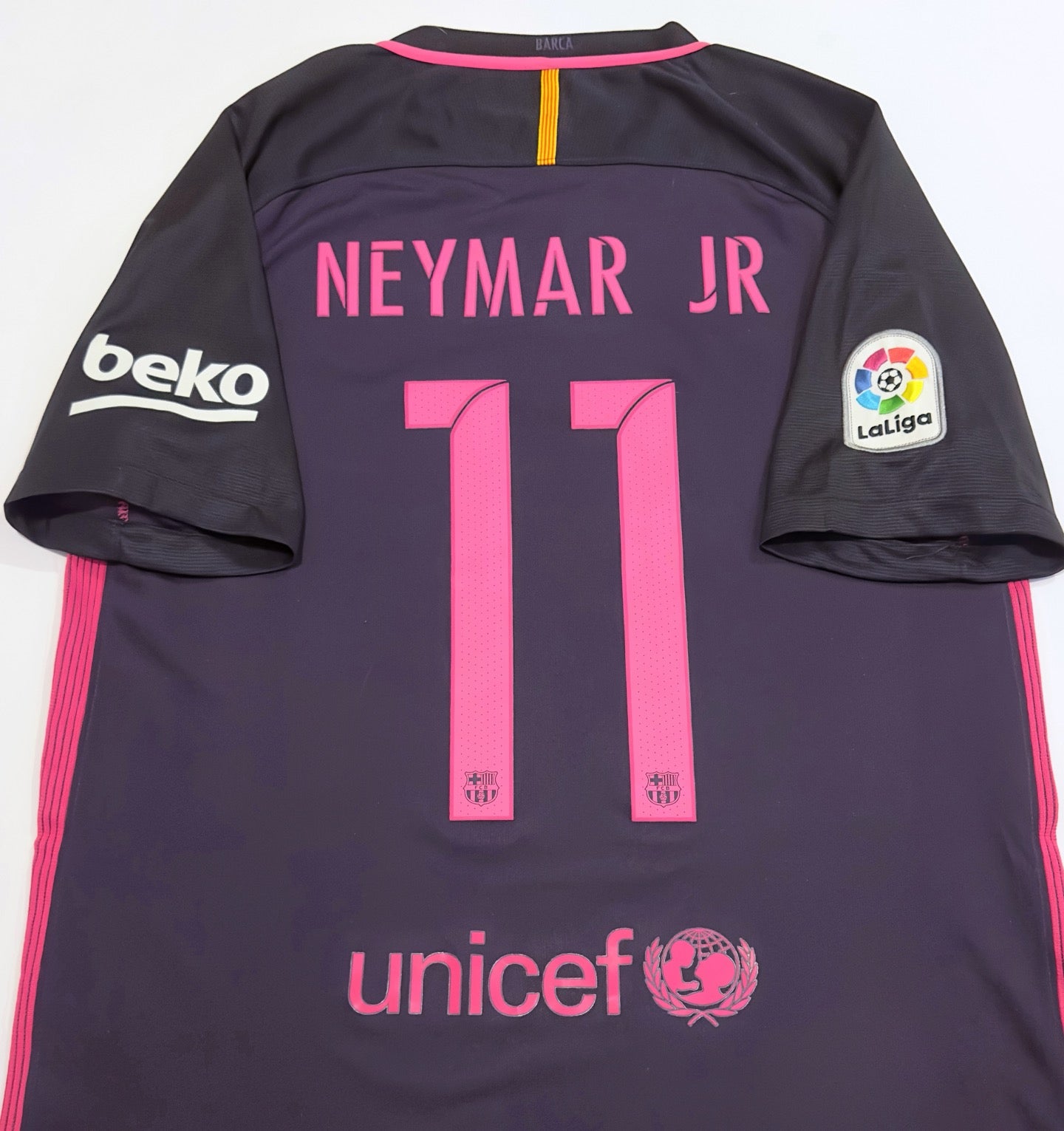 2016/17 Barcelona #11 NEYMAR JR Away Jersey (M) – Double Kick