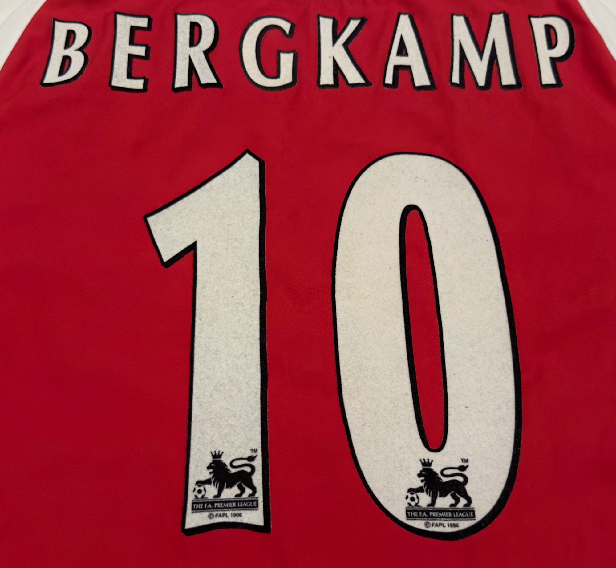 2002/04 Arsenal #10 BERGKAMP Home Jersey (S)