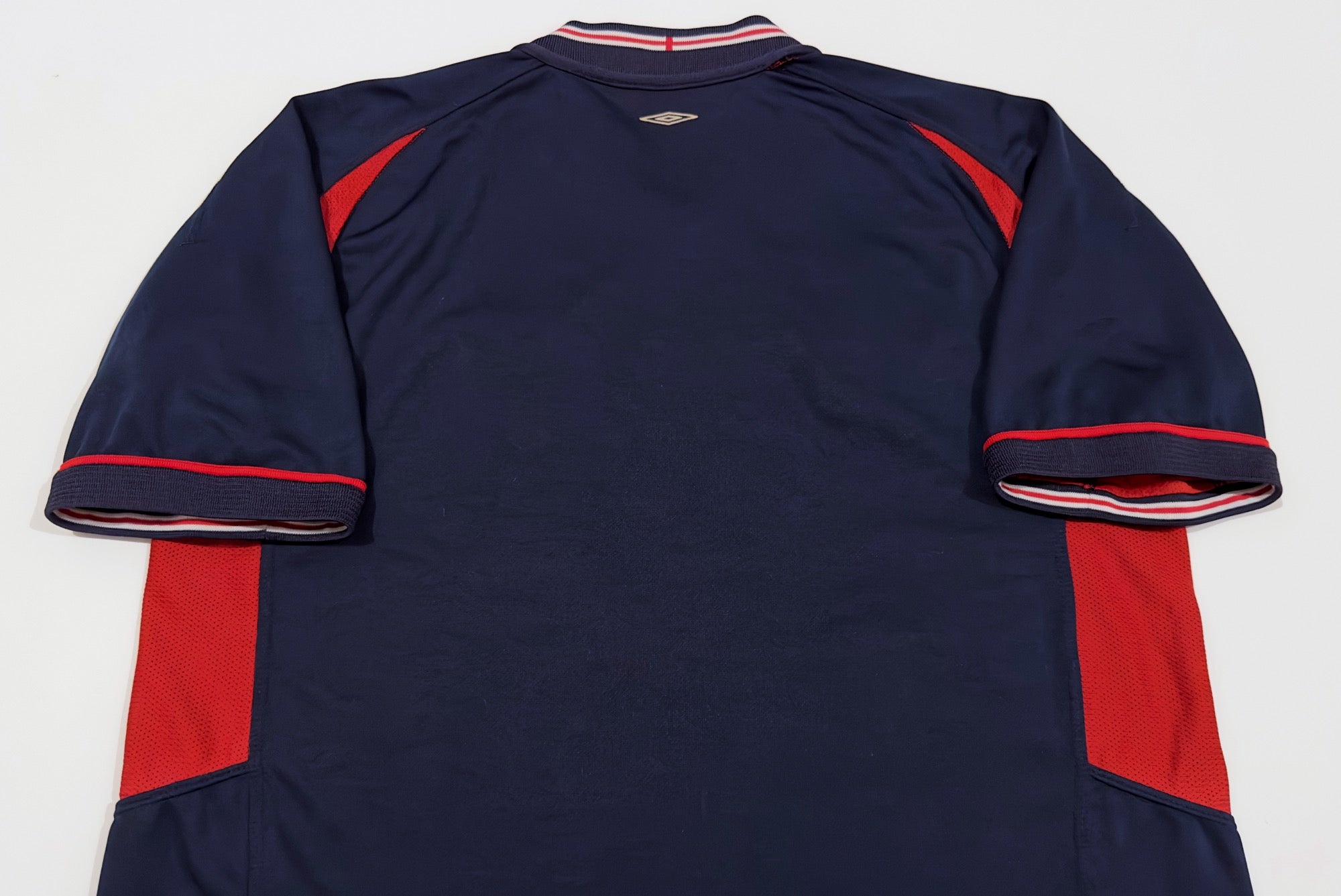 2002/04 England Away Jersey (M)