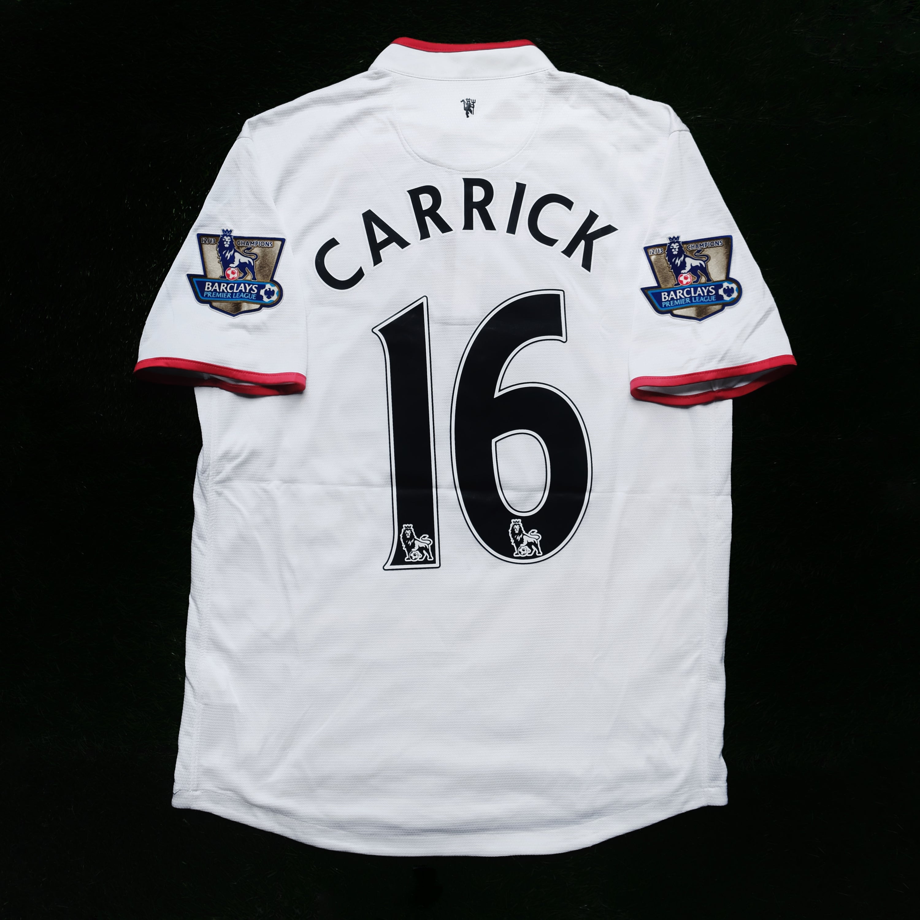 2013/14 Man Utd #16 CARRICK Third Jersey (M)