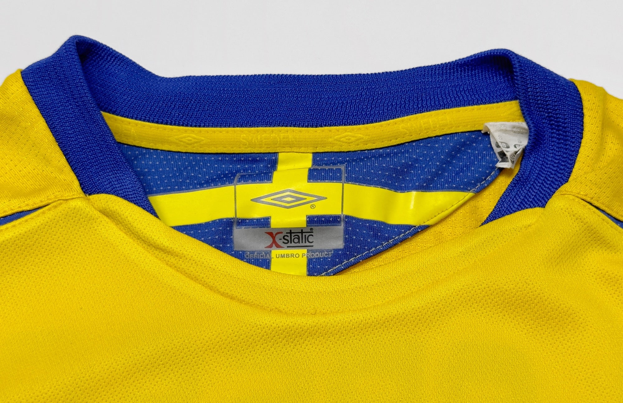 2005/06 Sweden #11 LARSSON Home Jersey (S)