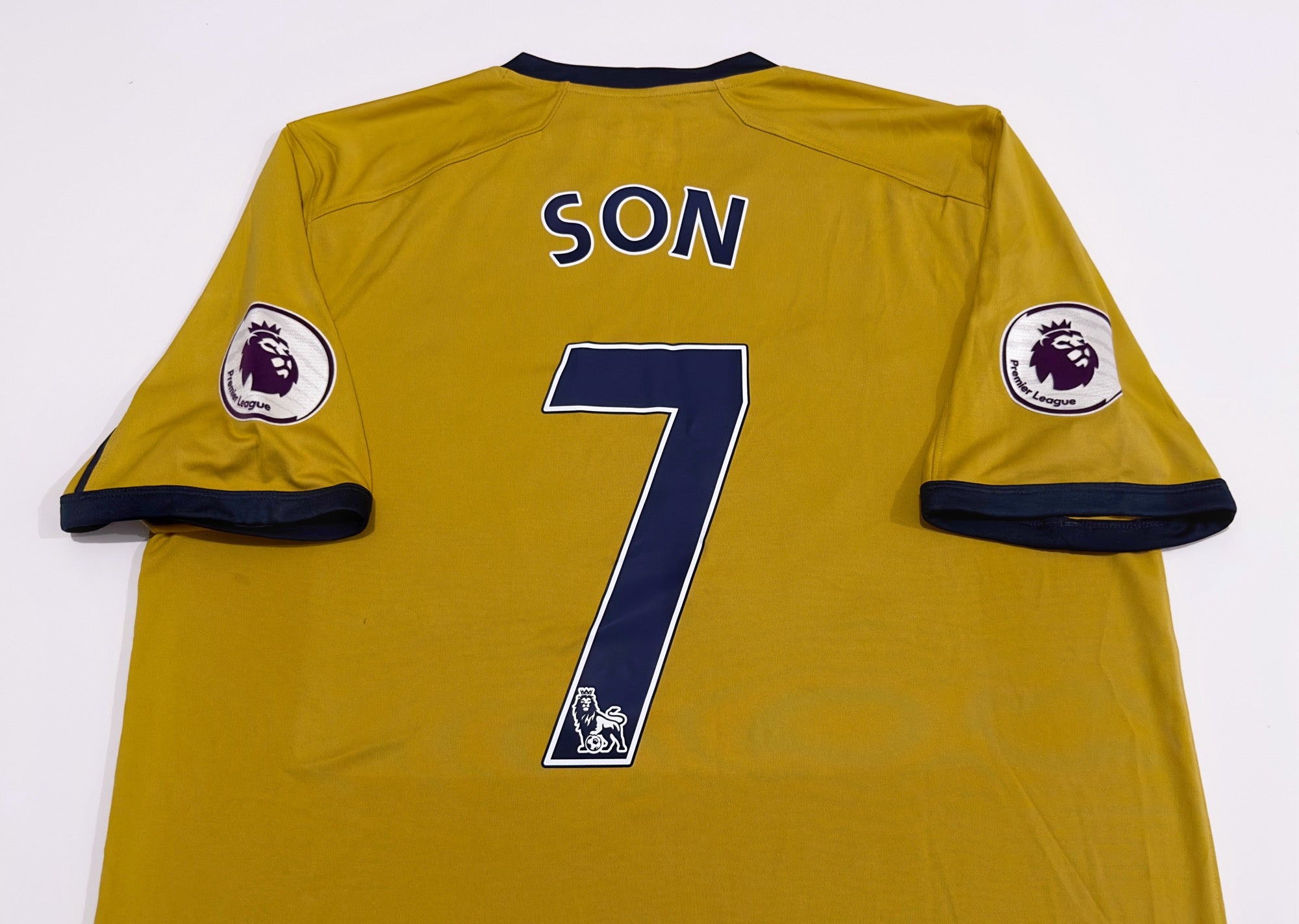 2016/17 Tottenham #7 SON Third Jersey (XL)
