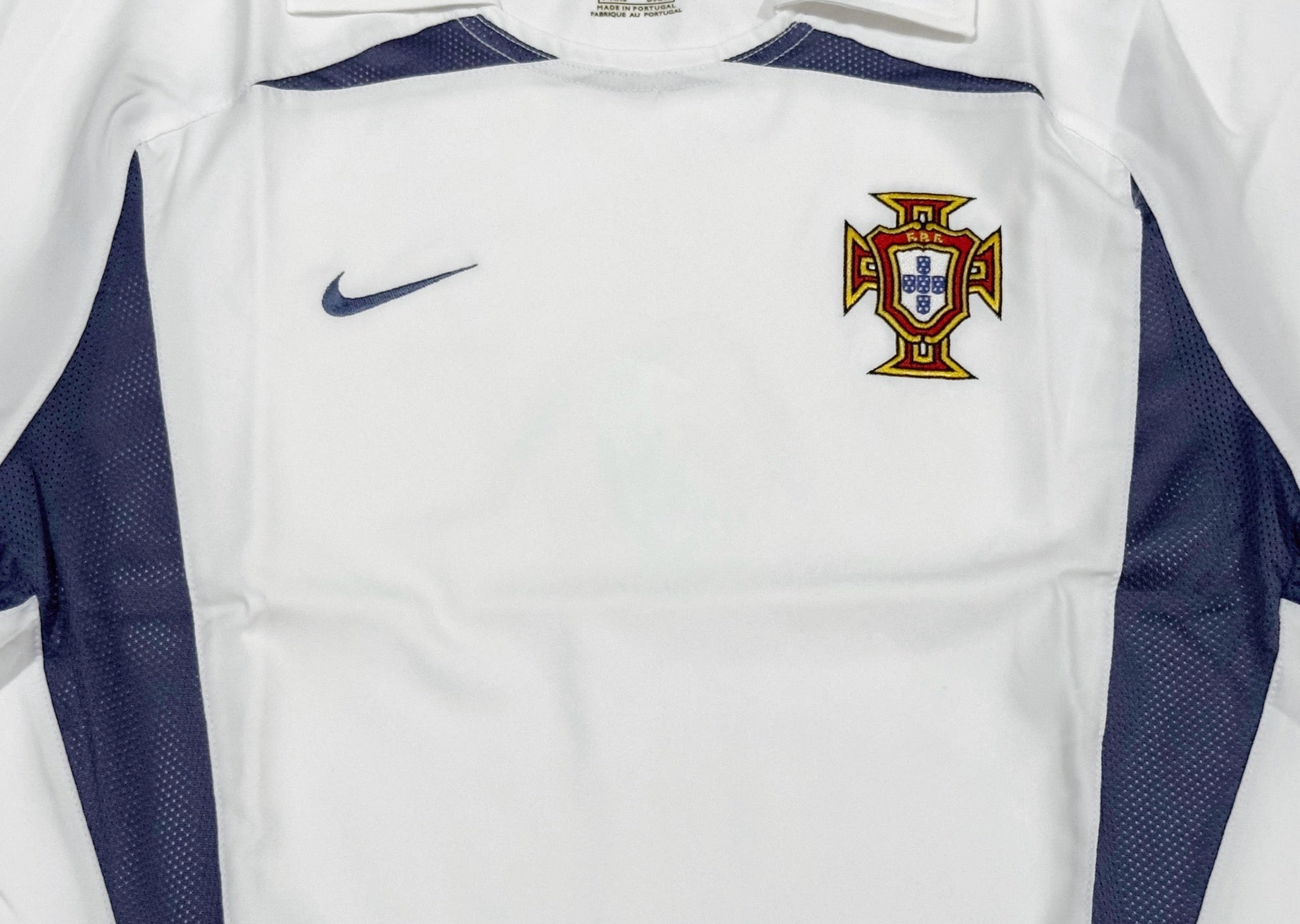 2002/03 Portugal Away Jersey (S)