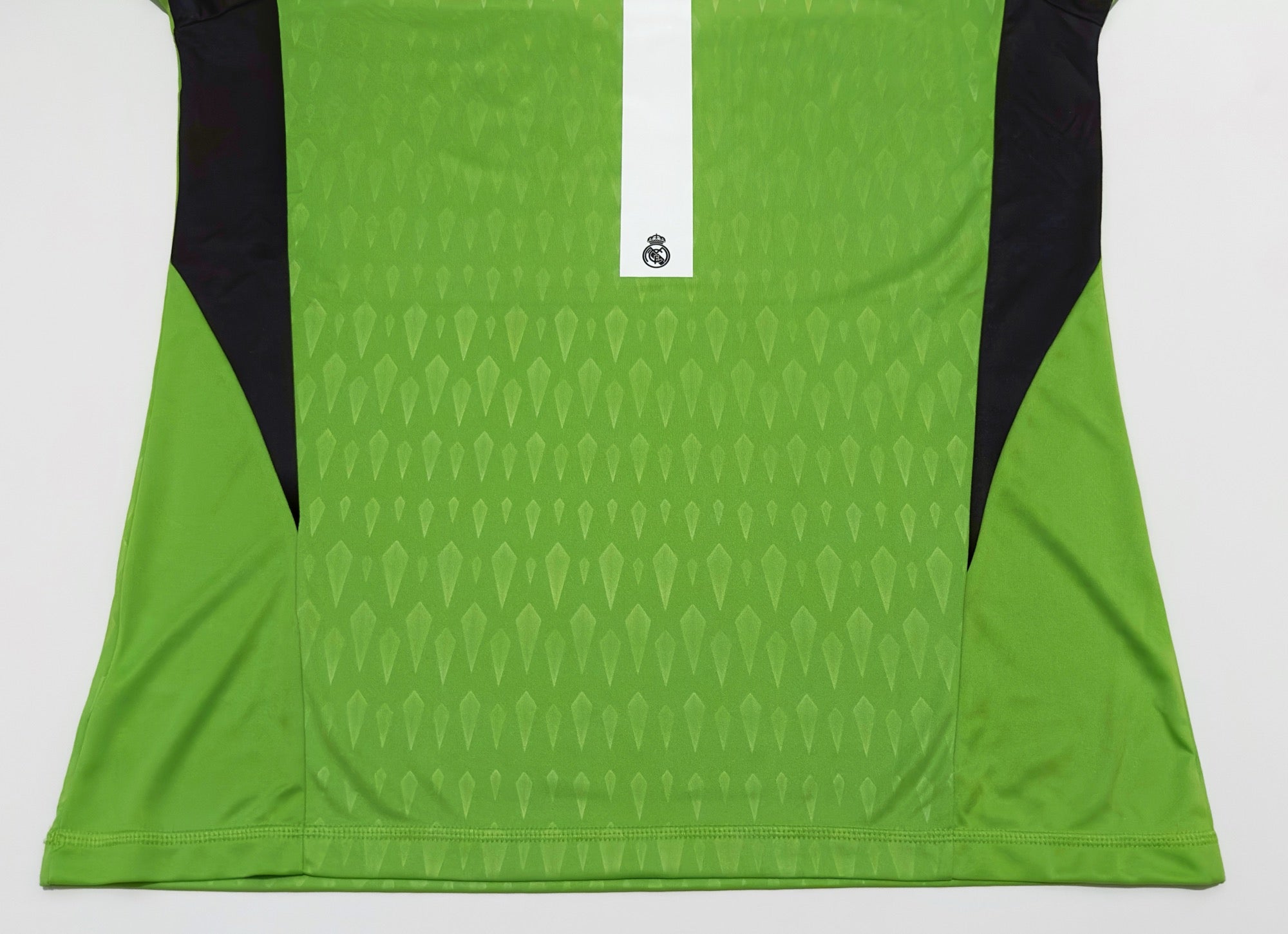 2023/24 Real Madrid #1 COURTOIS GK Jersey (L)