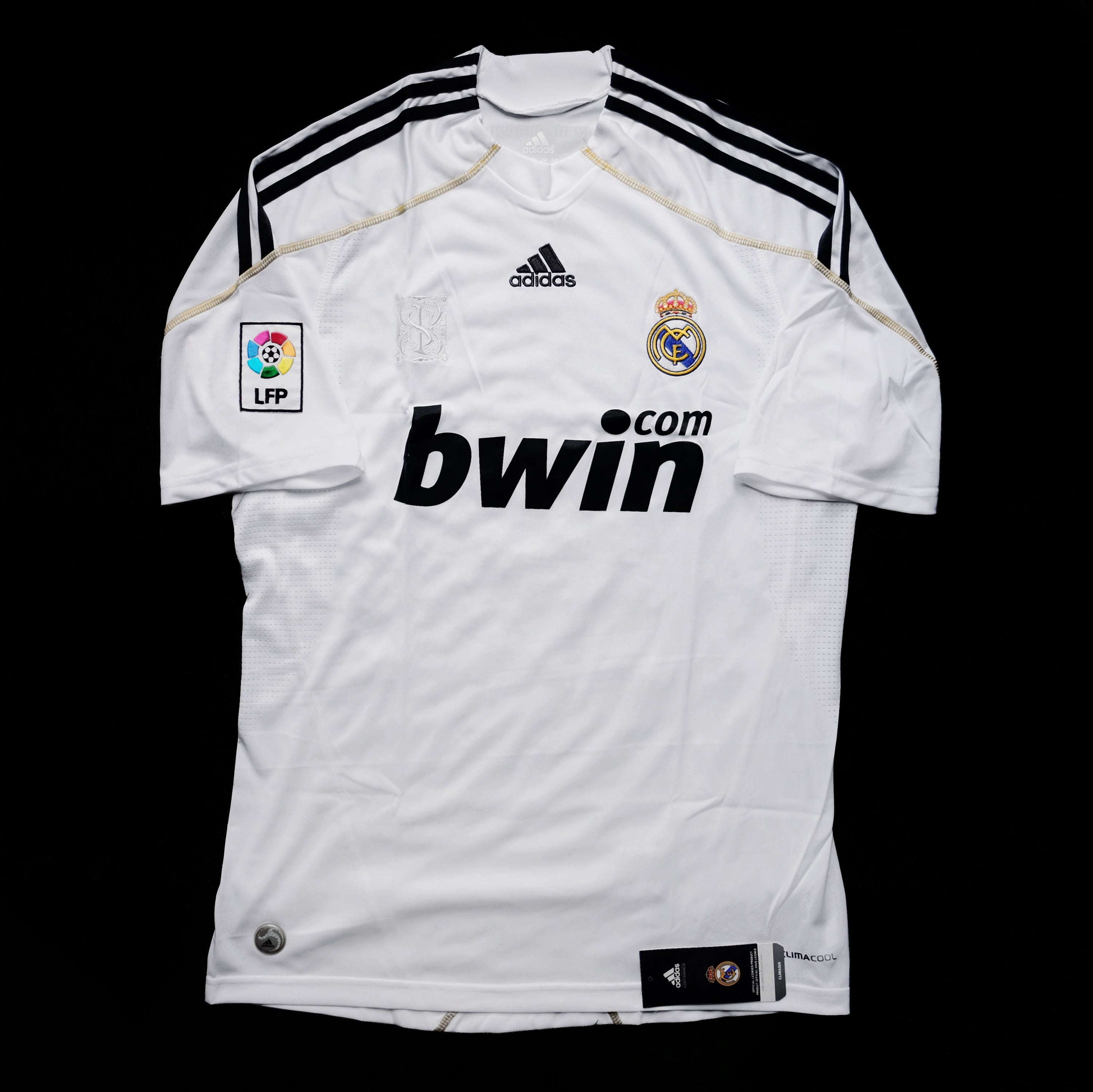 2009/10 Real Madrid Home Jersey (M)