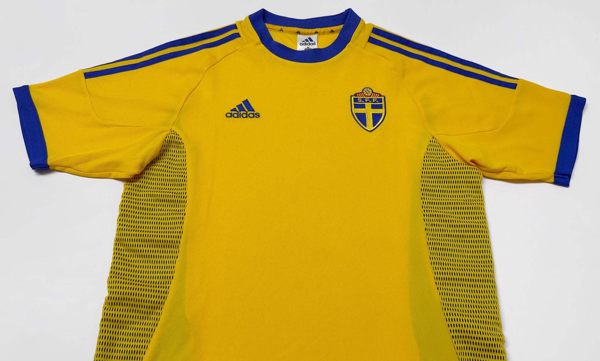 2002/03 Sweden Home Jersey (S)