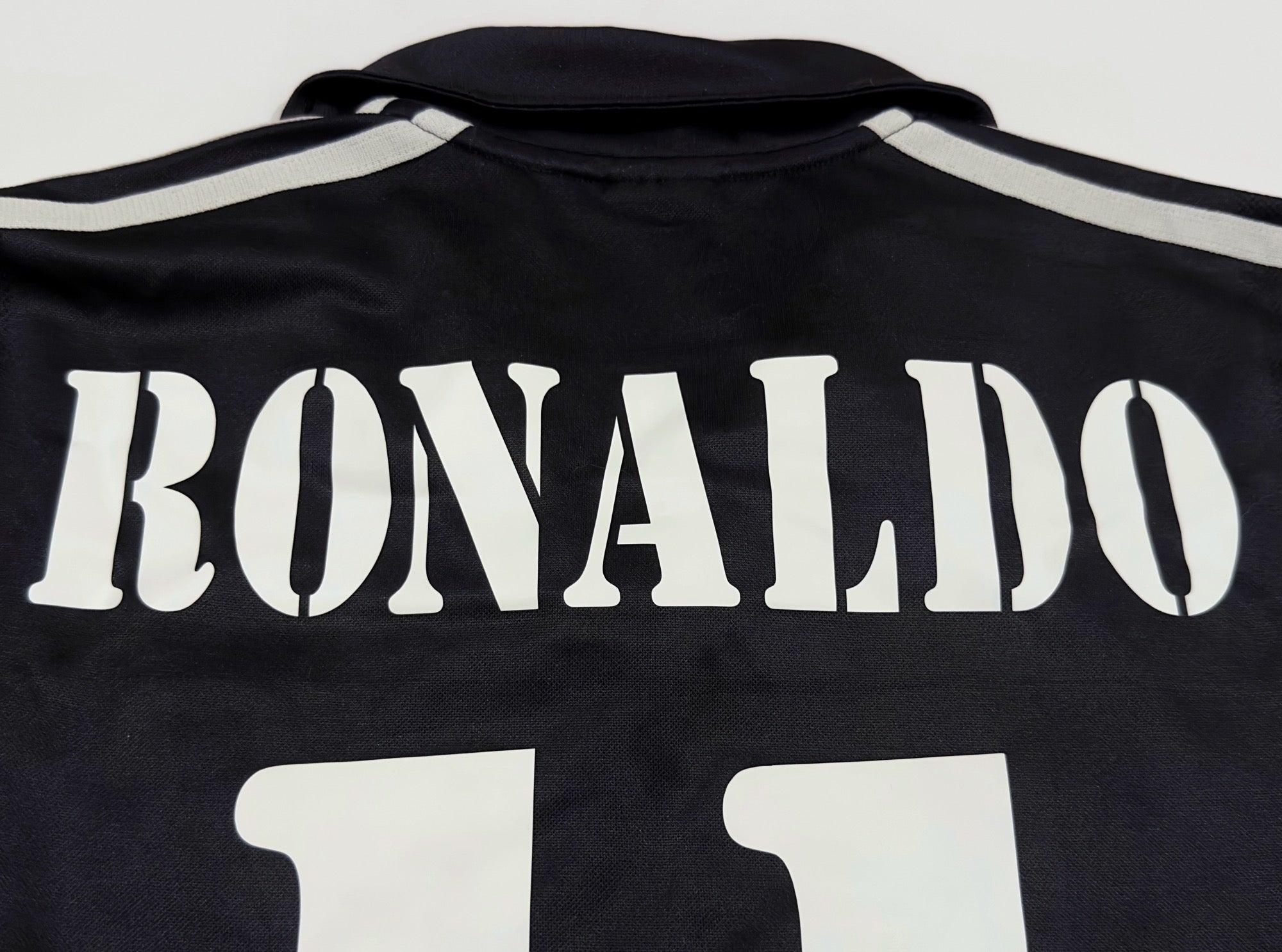 2002/03 Real Madrid #11 RONALDO Away UCL Jersey (M)