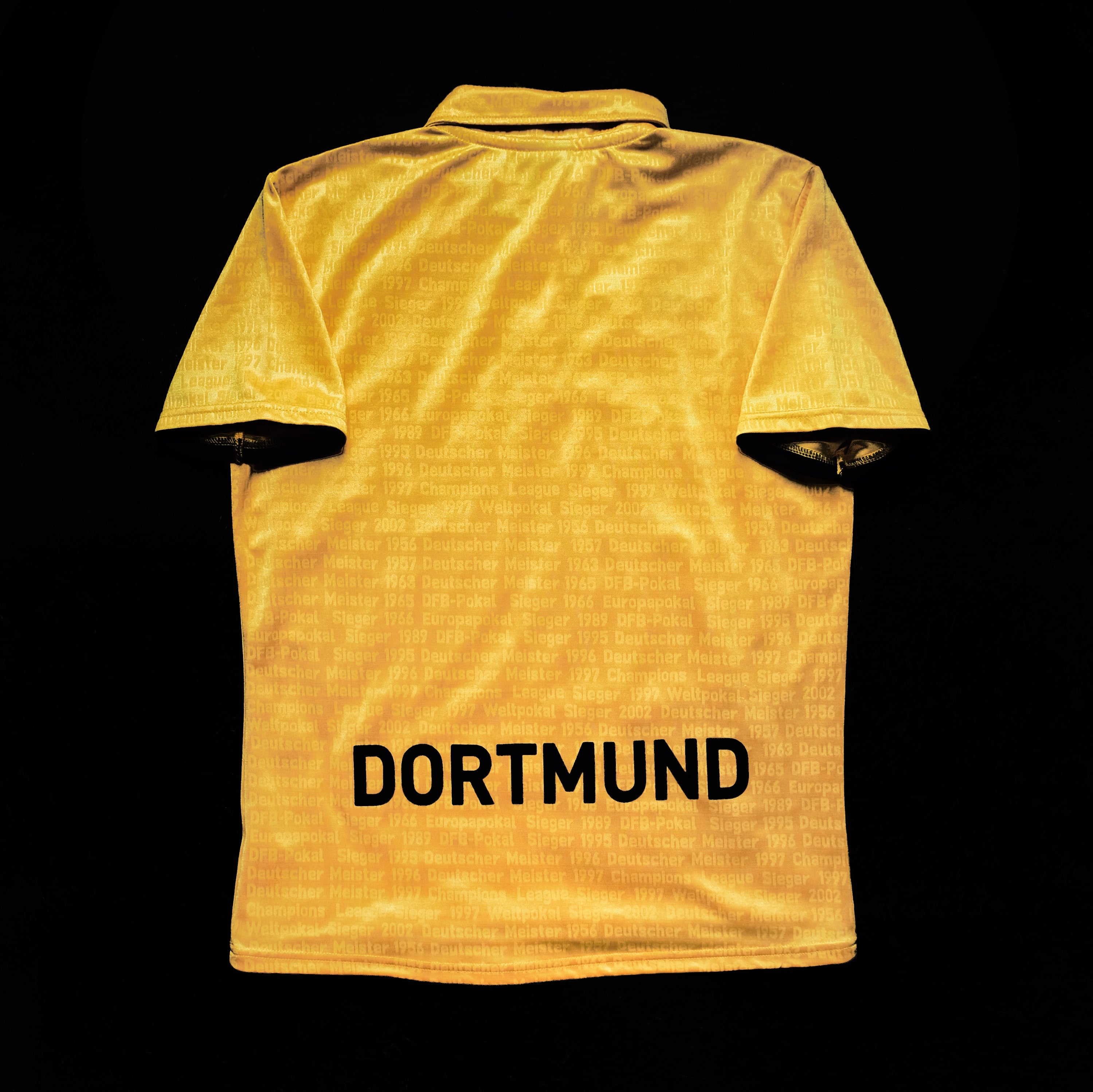 2009/10 Borussia Dortmund Centenary Home Jersey (M)