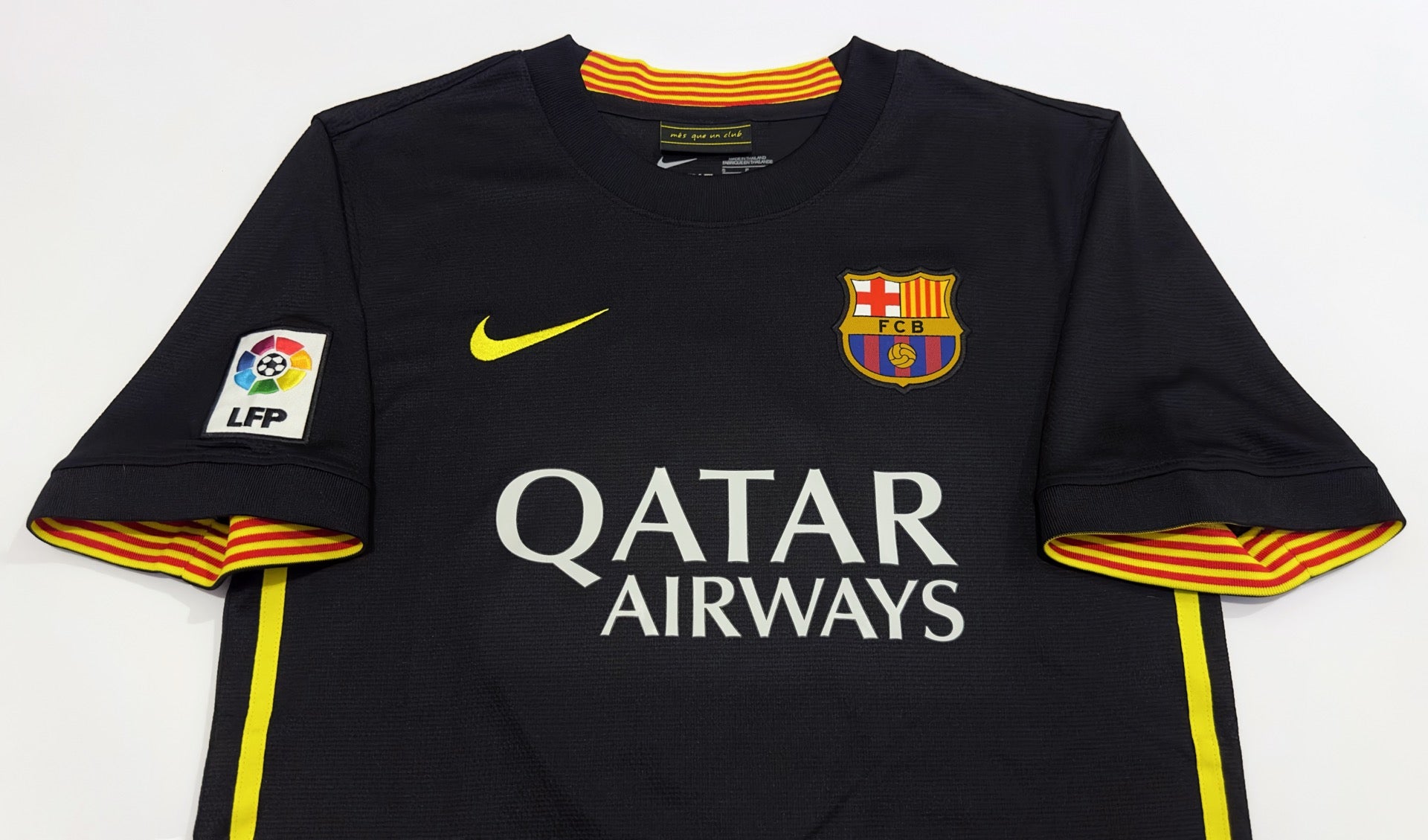 2013/14 Barcelona #6 XAVI Third Jersey (S)