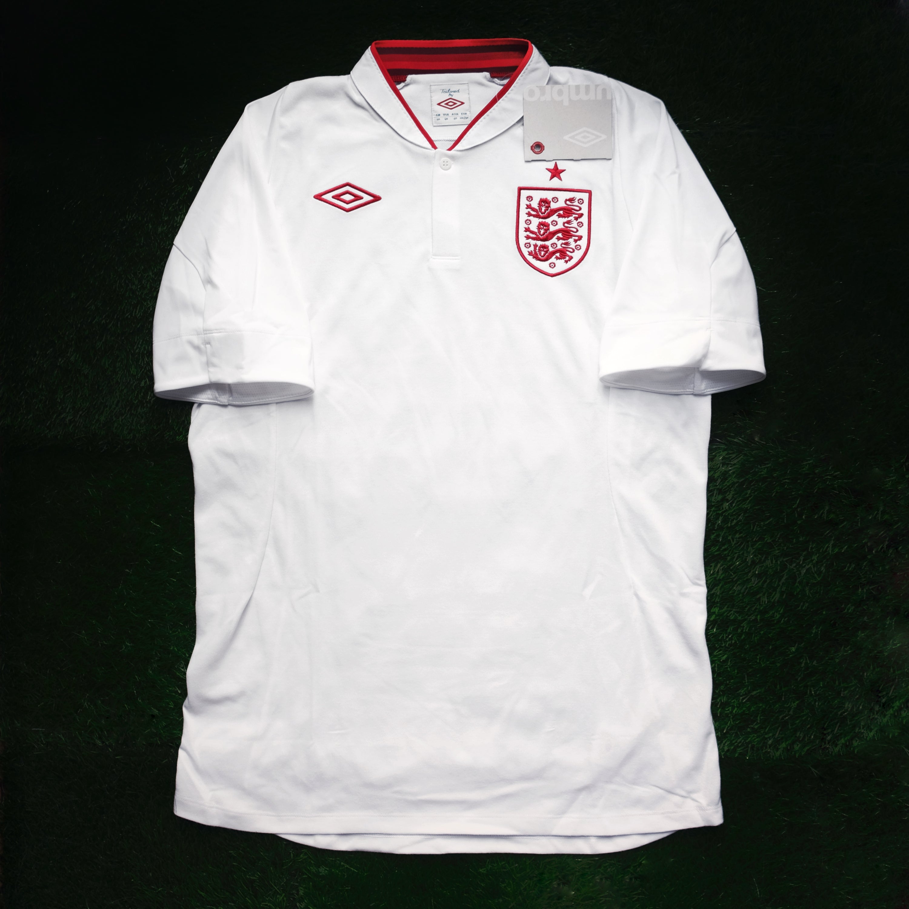 2012/13 England Home Jersey (M)