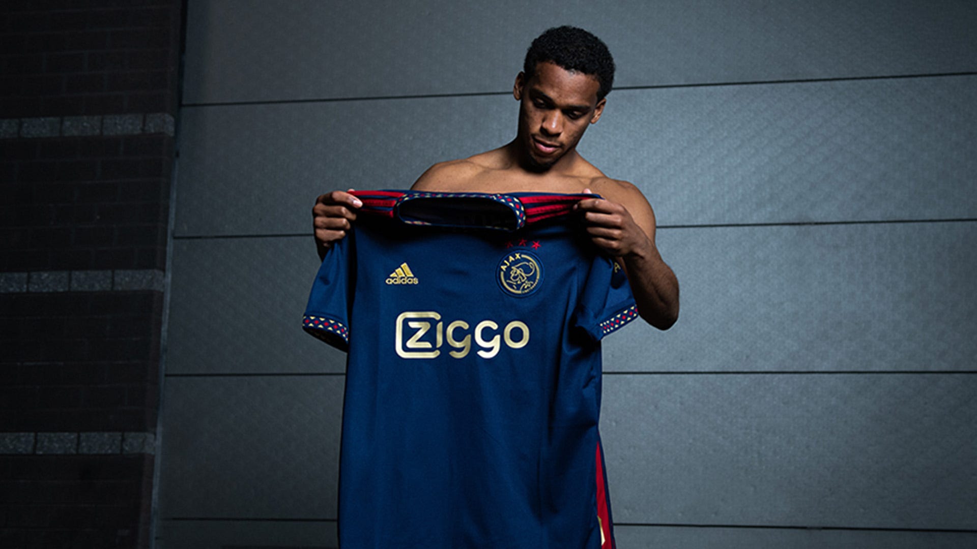 2022/23 Ajax Away Jersey (S)