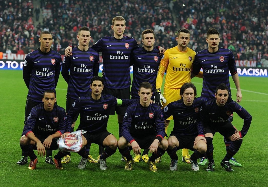 2012/13 Arsenal Away Jersey (M)