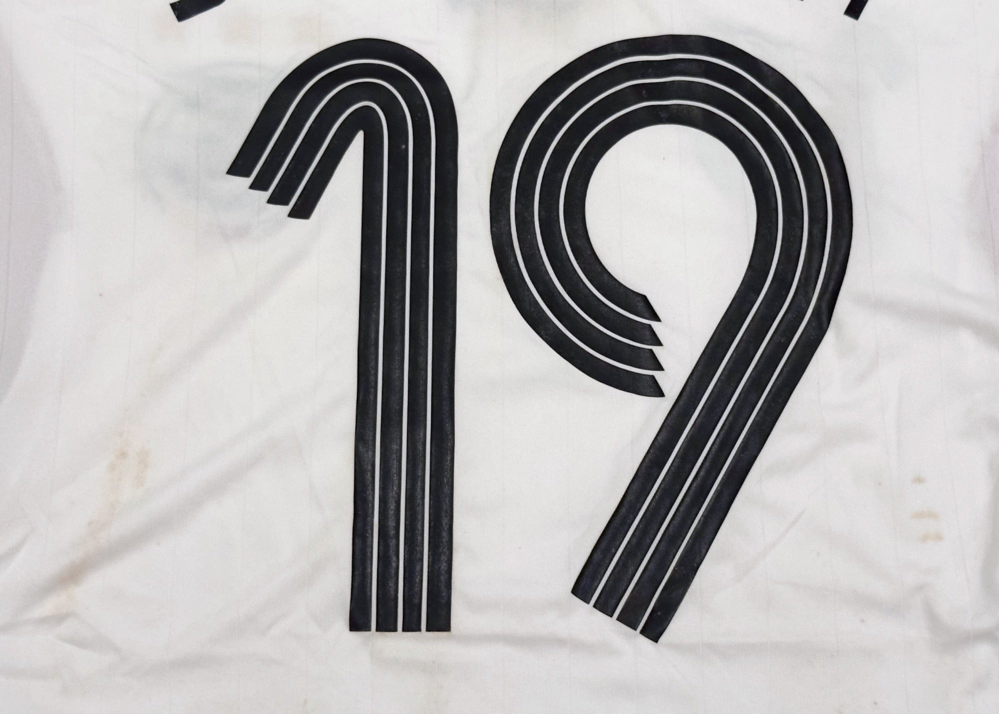2005/07 Germany #19 SCHNEIDER Home Jersey (L)