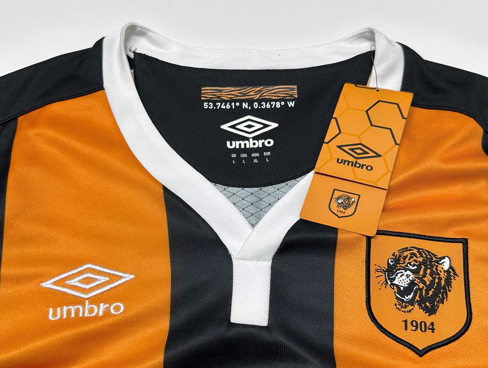 2016/17 Hull City #5 MAGUIRE Home Jersey (L)