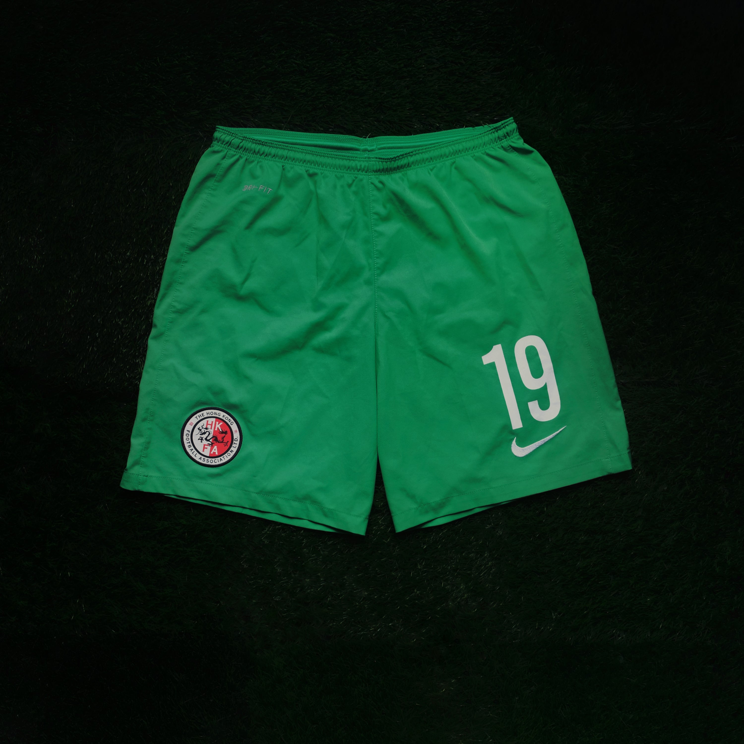 2014/15 Hong Kong #19 GK Jersey (L) with Shorts