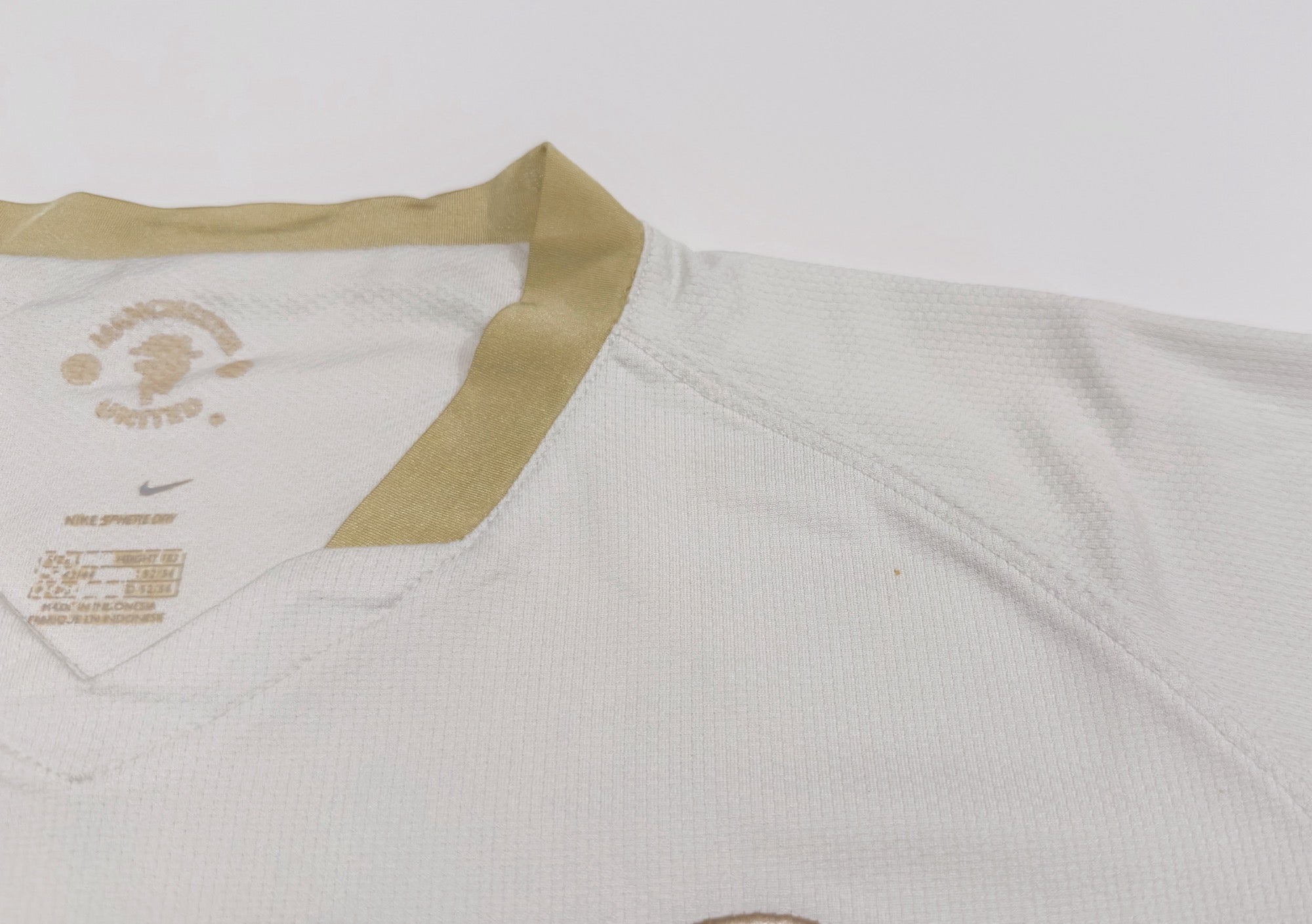 2006/08 Man Utd Away Jersey (L)