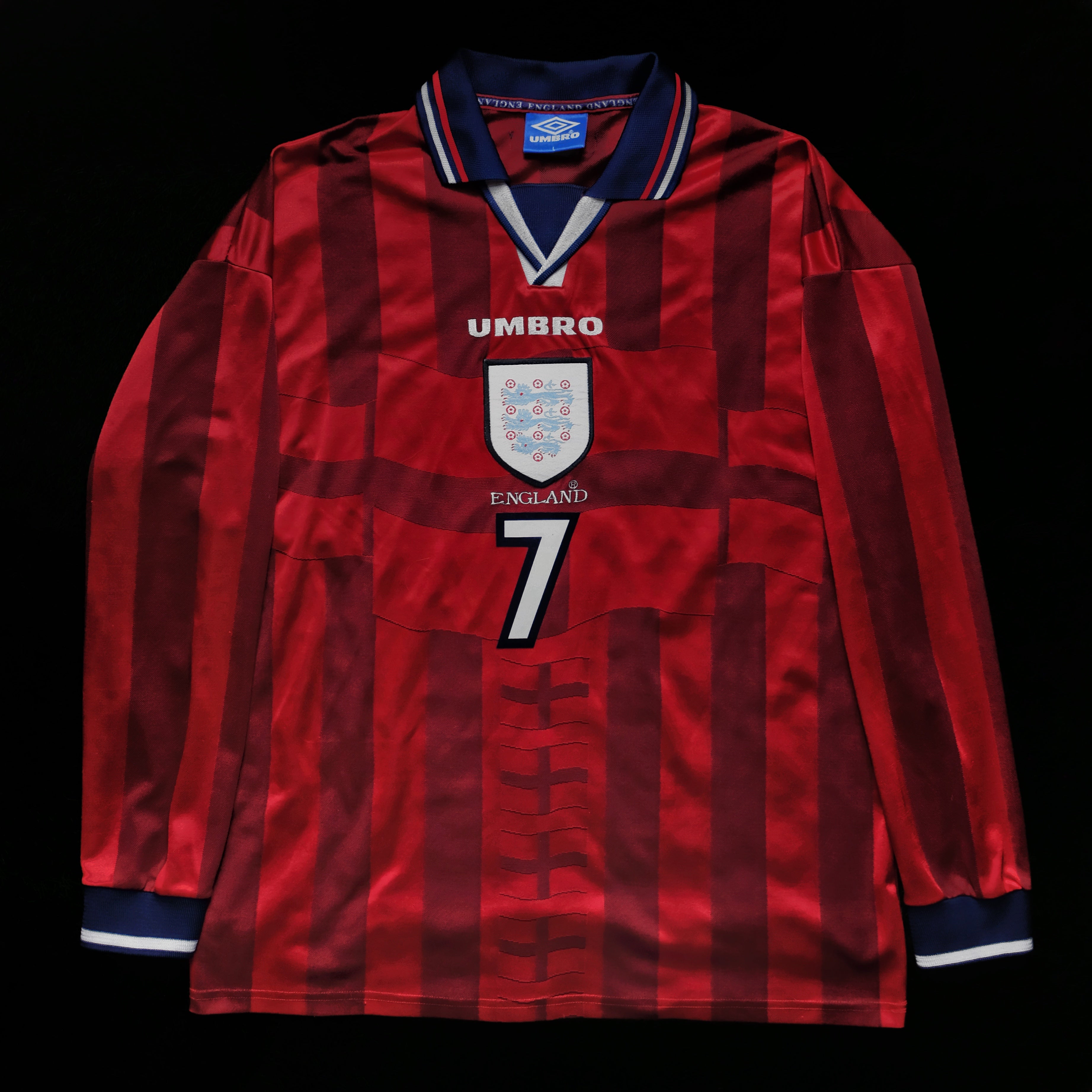 David Beckham – Double Kick Football | retro. classic. vintage.