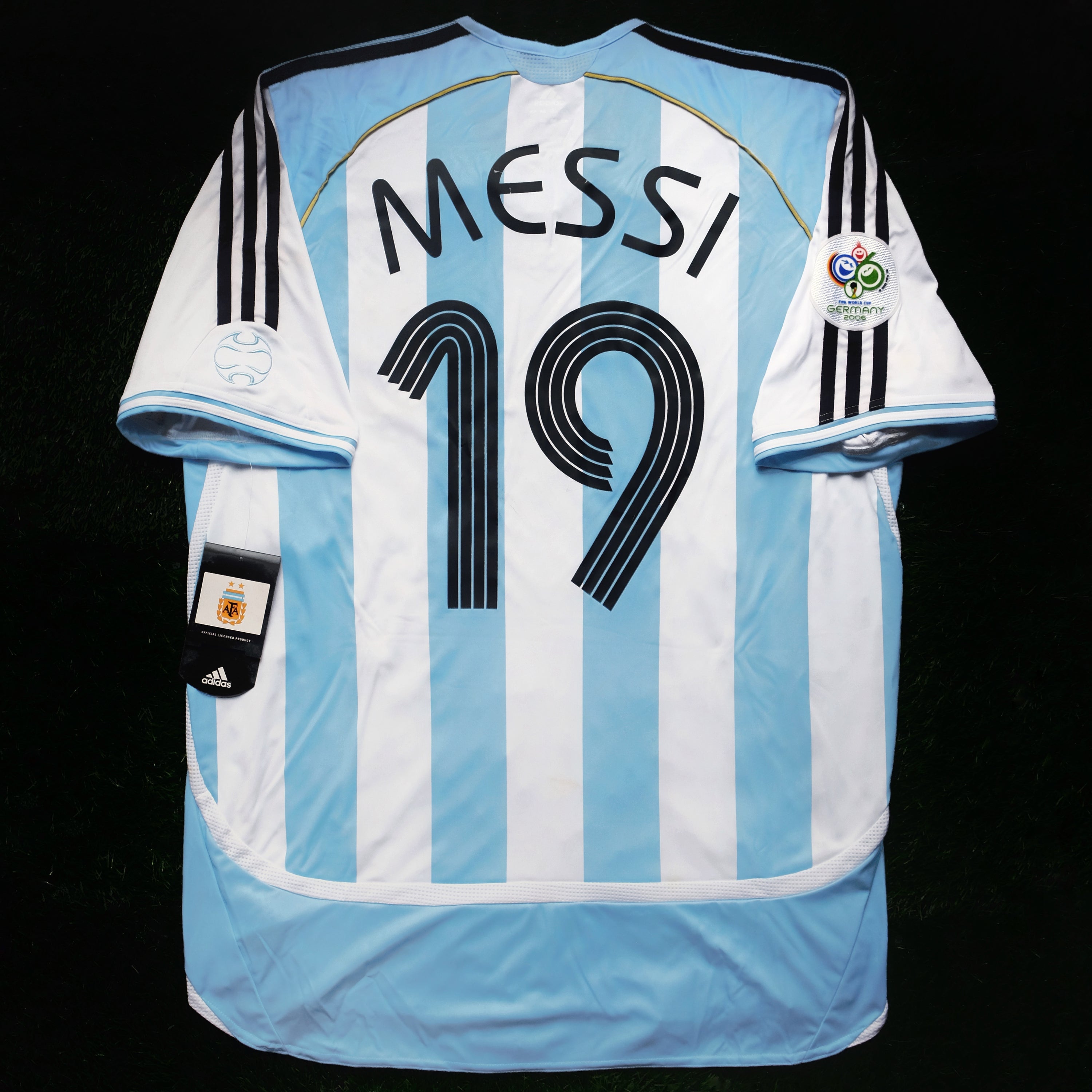 2006 Argentina #19 MESSI Home Jersey Boxset (XL)