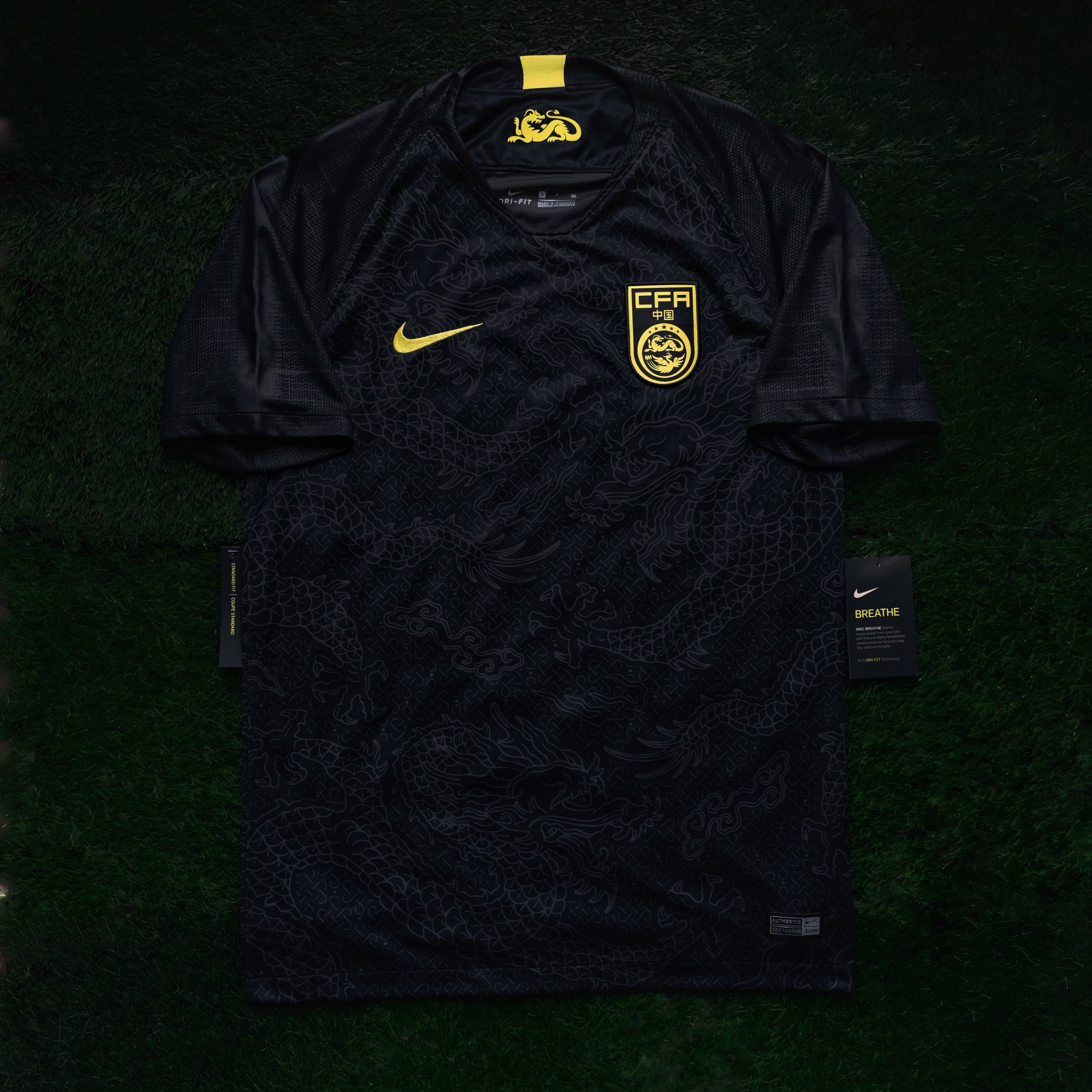 2018/19 China Away Jersey (S)