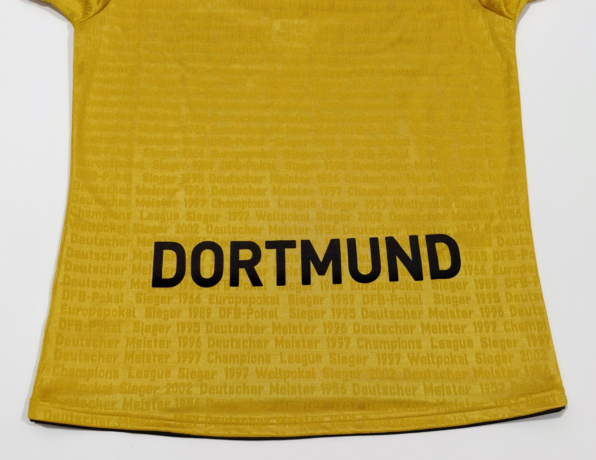 2009/10 Borussia Dortmund Centenary Home Jersey (M)