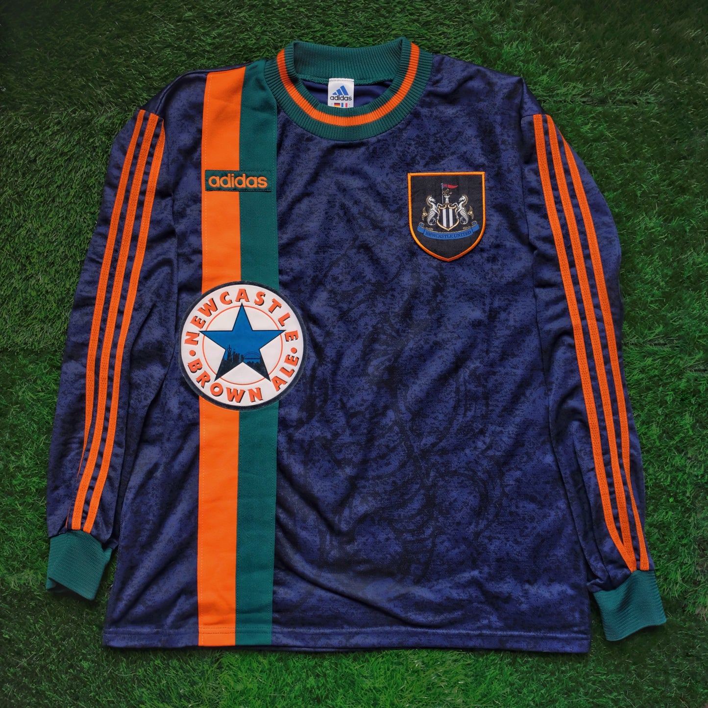 1997/98 Newcastle Away Jersey (L) L/S