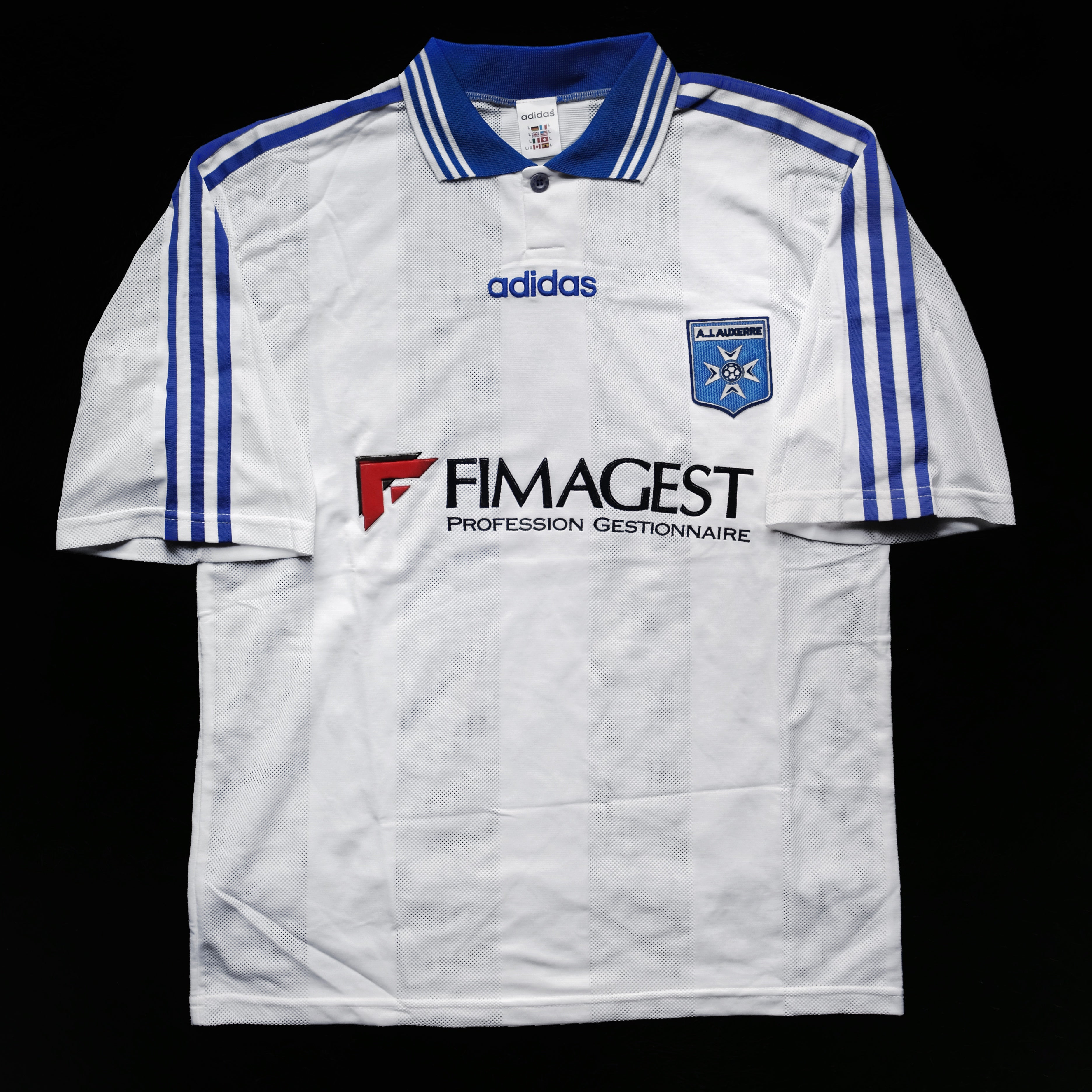 AJ Auxerre – Double Kick Football | retro. classic. vintage.