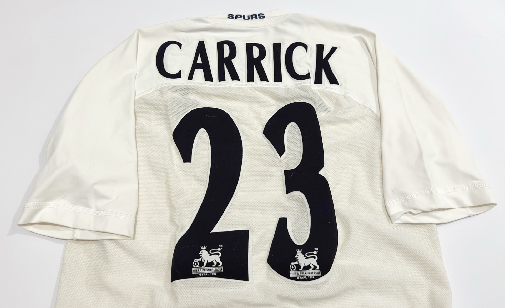 2004/05 Tottenham #23 CARRICK Home Jersey (L)
