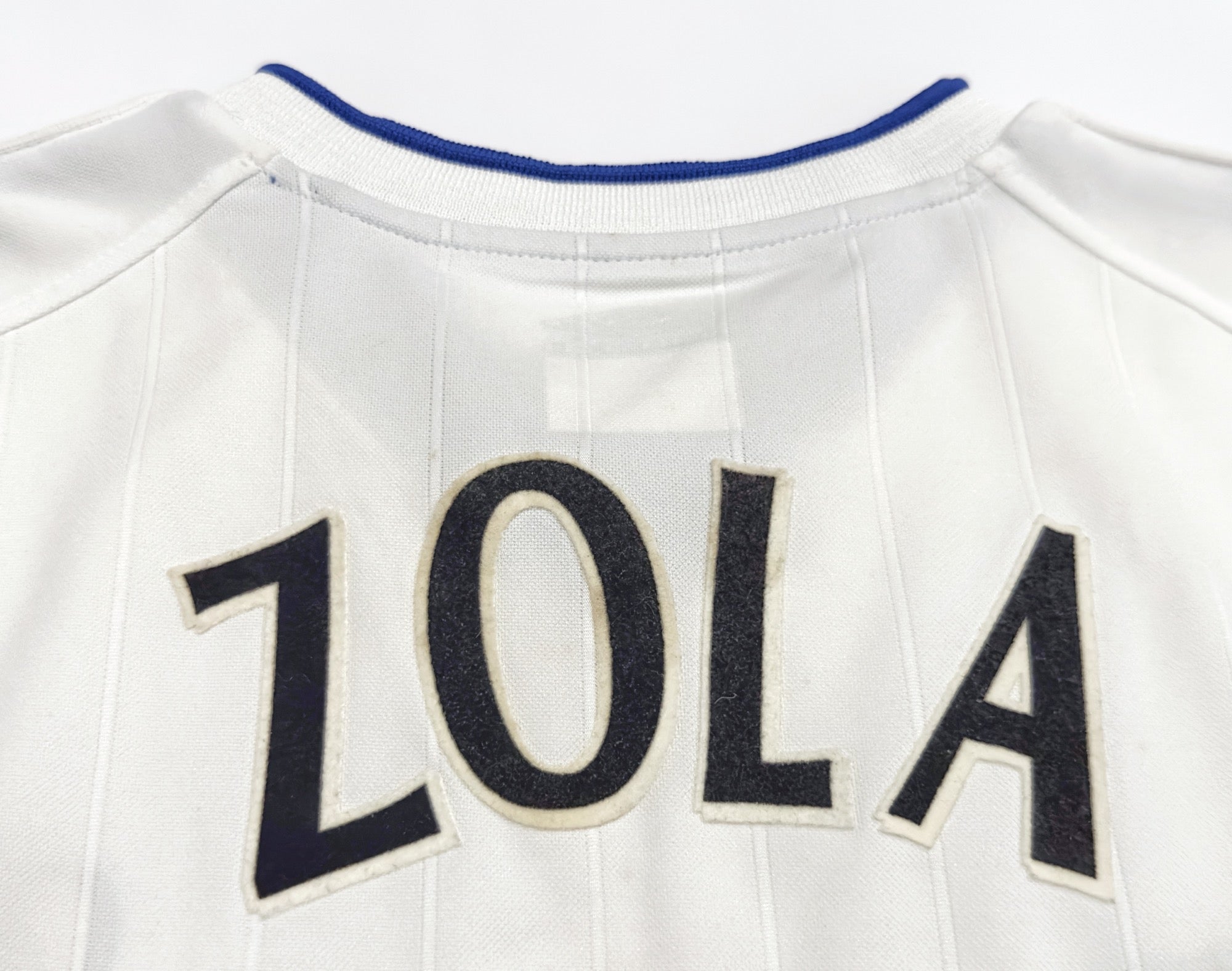 2001/03 Chelsea #25 ZOLA Away Jersey (L)
