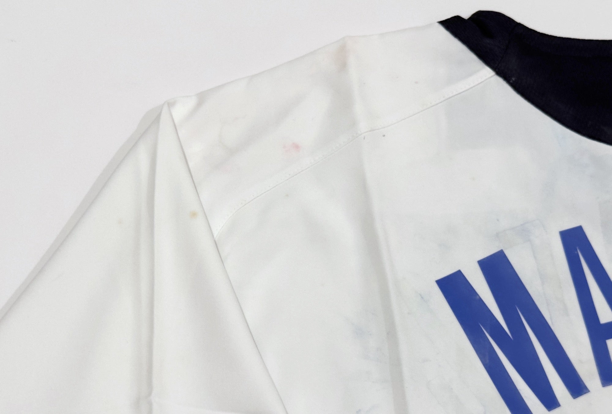 2005/06 Inter Milan #30 MARTINS Away Jersey (XL)