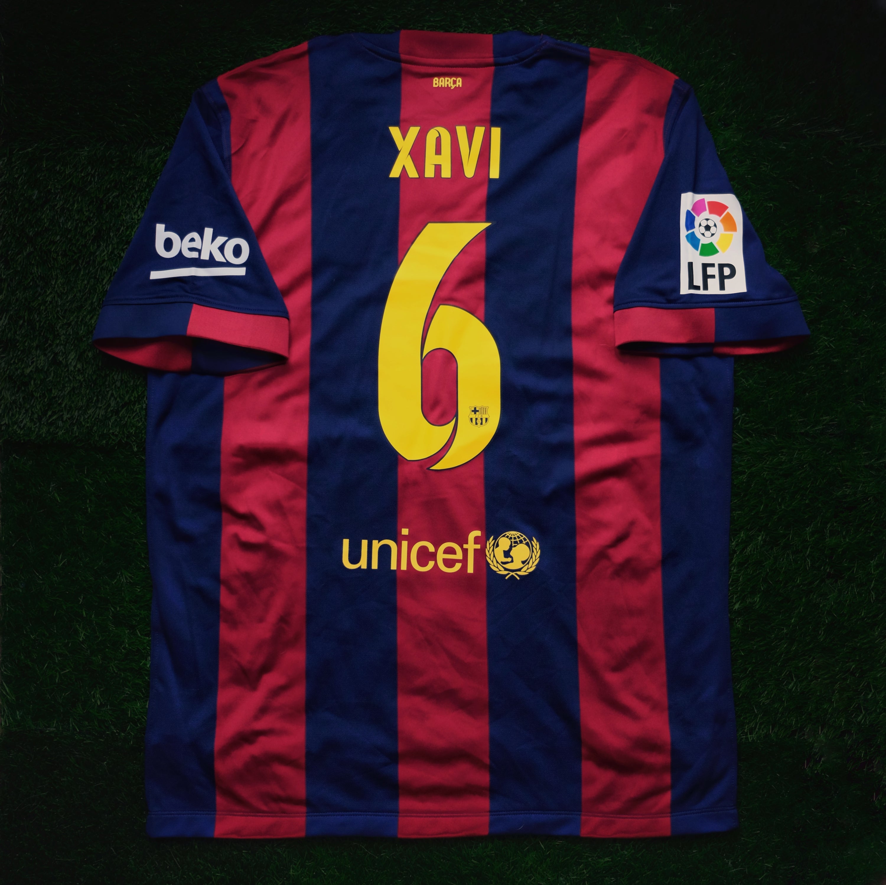 2014/15 Barcelona #6 XAVI Home Jersey (XL)