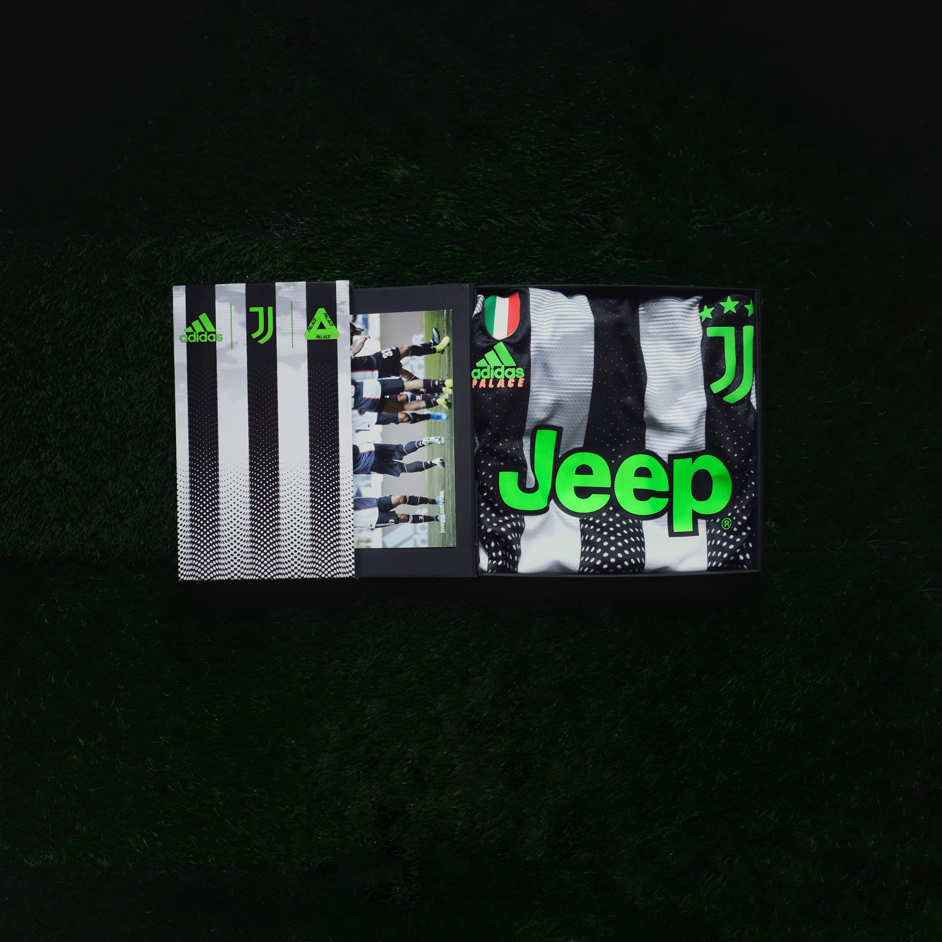 2019/20 Juventus X Palace #7 RONALDO Fourth Jersey Boxset (M)