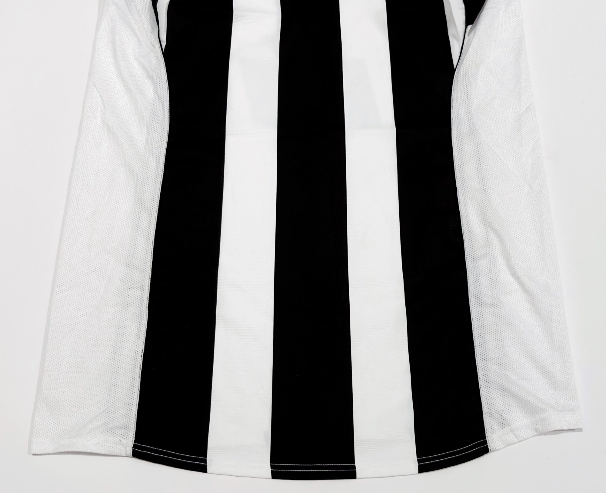 2004/05 Juventus Home Jersey (XL) L/S